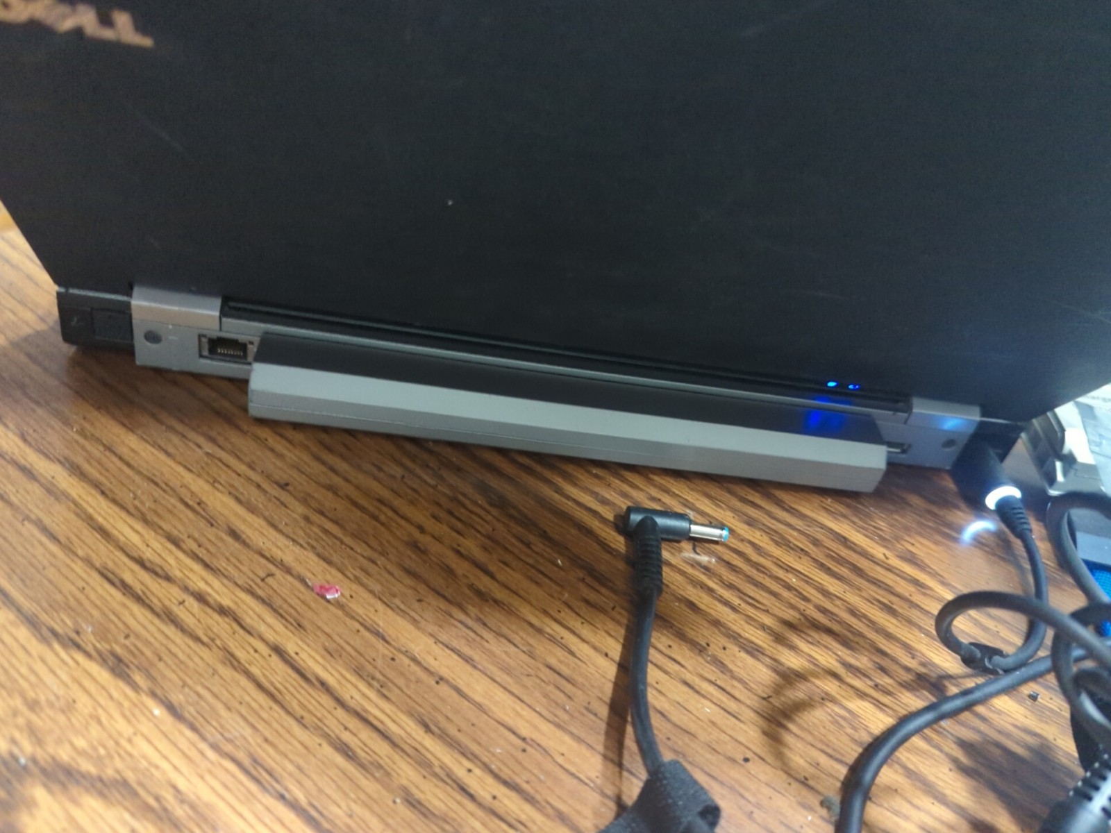 Dell E6400 (c2d, 4gb Ram, 1394,32gb SSD, Dvd-rw, Wi-Fi, Win 7 Pro)