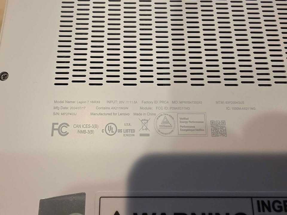 Mint Condition Lenovo Legion 7 16IRX9 16″ i7-14700HX 32GB 1TB GeForce RTX 4060