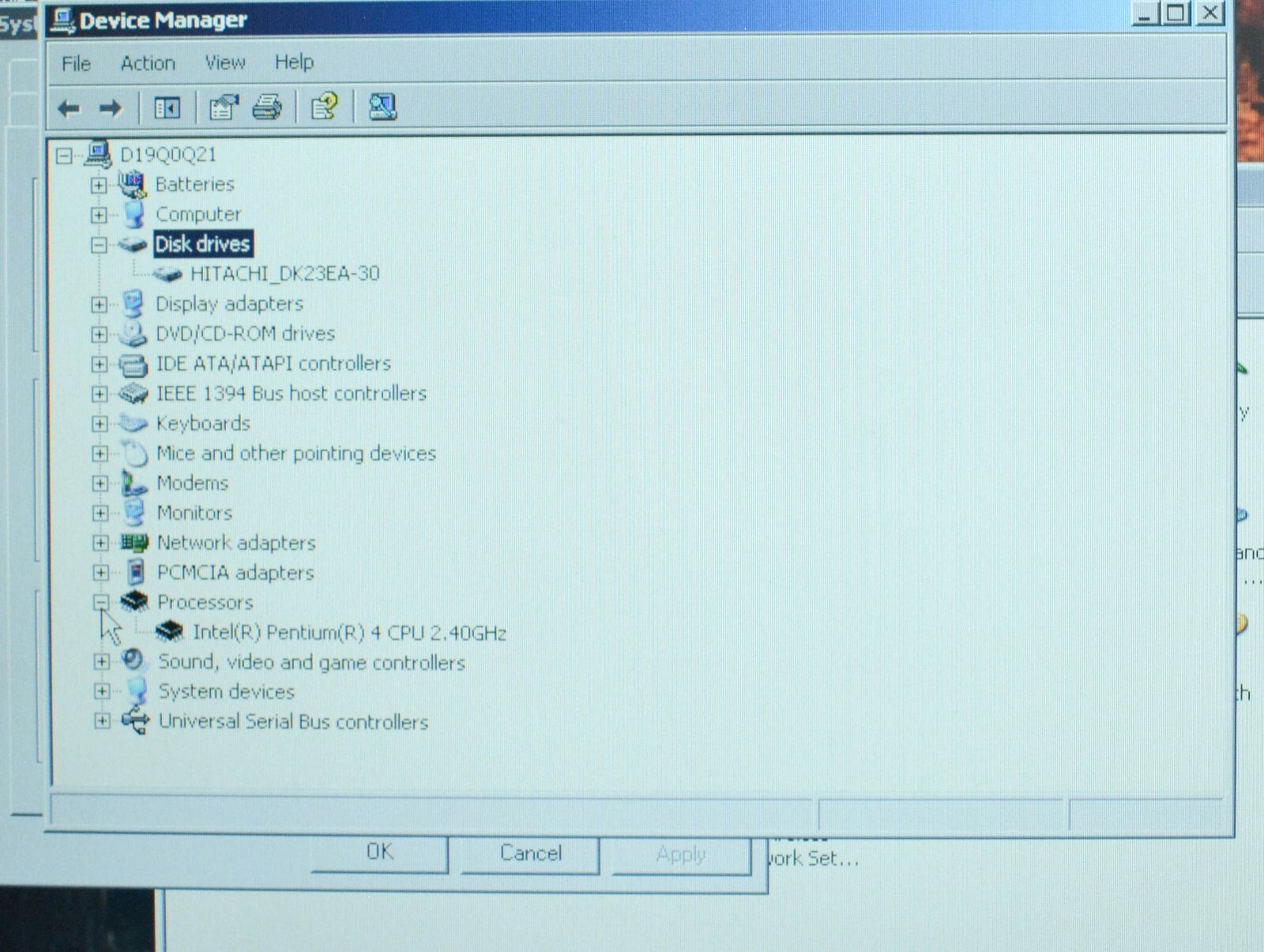 DELL Inspiron 5100 Laptop PP07L (Windows XP 512MB Ram Pentium 4 30GB HD)