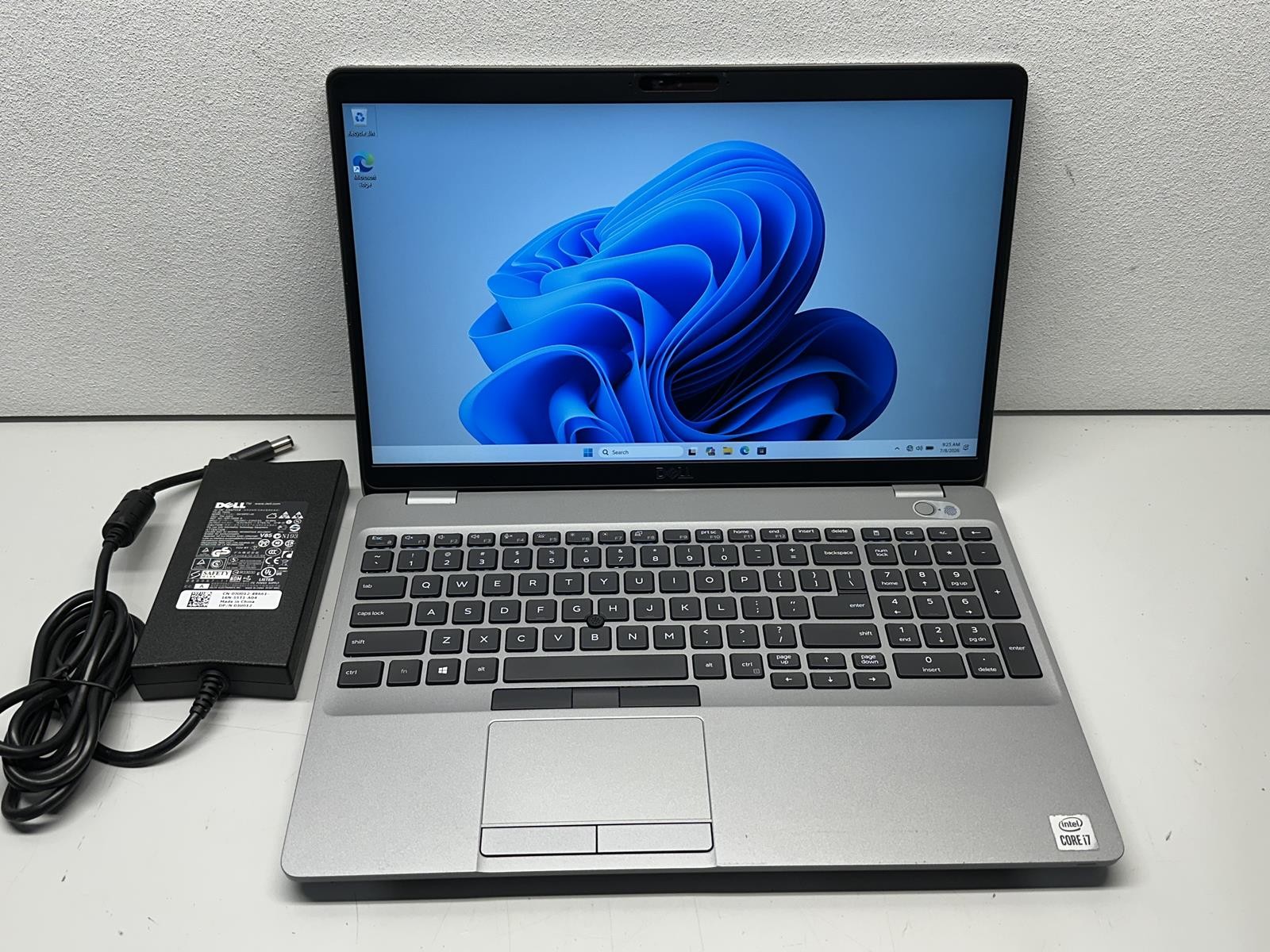 Dell Precision 3551 i7-10750H CPU @ 2.60GHz, 16GB RAM, 256GB NVMe, P620 Win11Pro