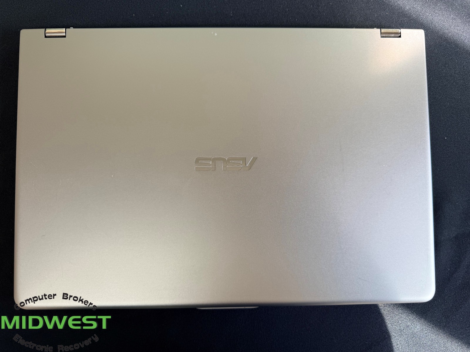 ASUS Q505U i5-8250U 1.8GHz 12GB 256GB SSD