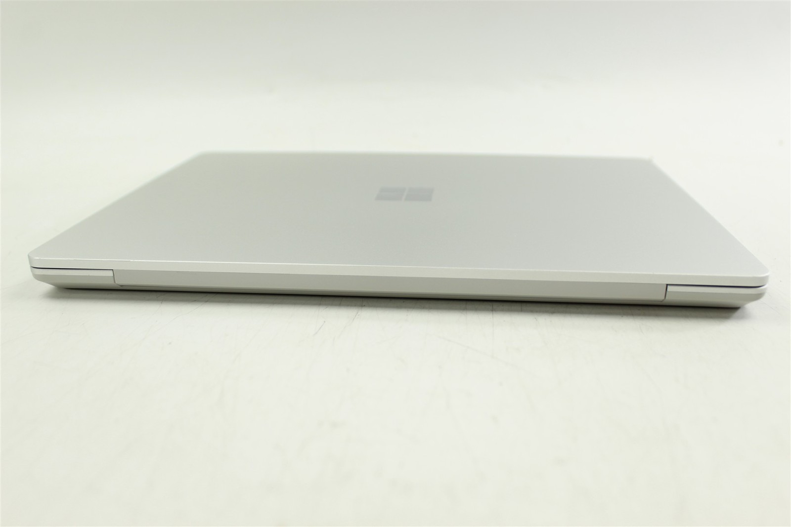 Microsoft Surface Laptop Go 2 2013 12.4″ i5-1135G7 256GB SSD 16GB RAM W11H