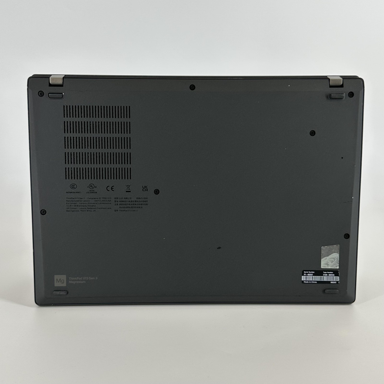 Lenovo ThinkPad X13 Gen 3 FHD+ 2.9 GHz Ryzen 5 PRO 6650U 16GB 512GB – LCD Bleed