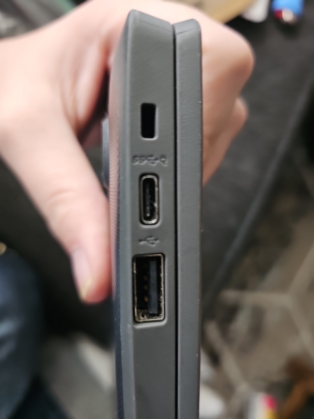 HP CHROMEBOOK G8. FACTORYRESTORED. 11.6 INCH. WORKING. COMES WITH A CHARGER.