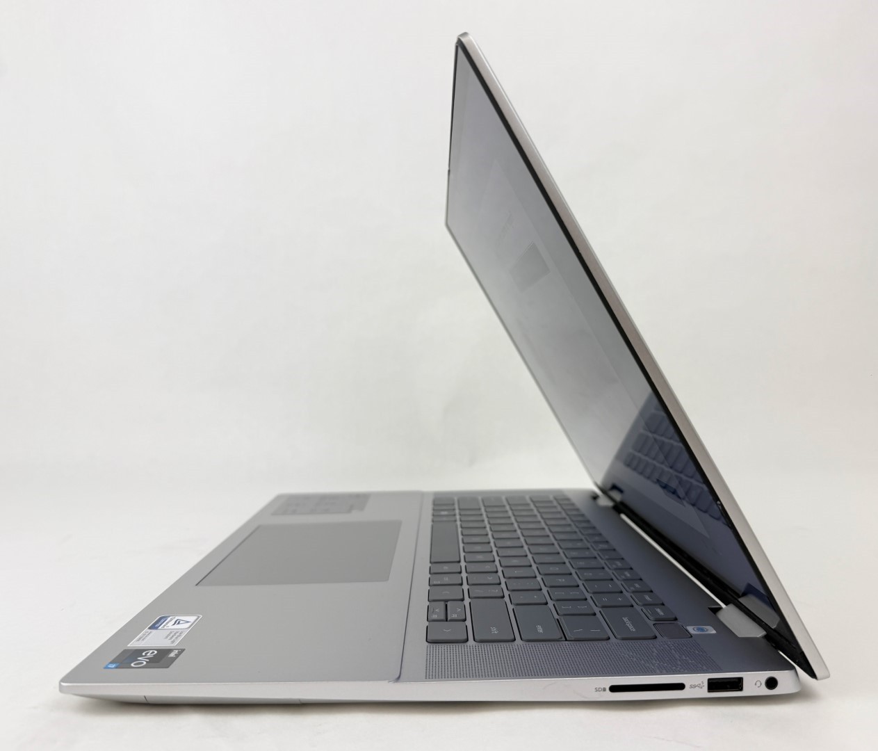 Dell Inspiron 16 Plus 7630 16″ FHD+ Touch i7-1360P 16GB 256GB SSD W11H 2in1
