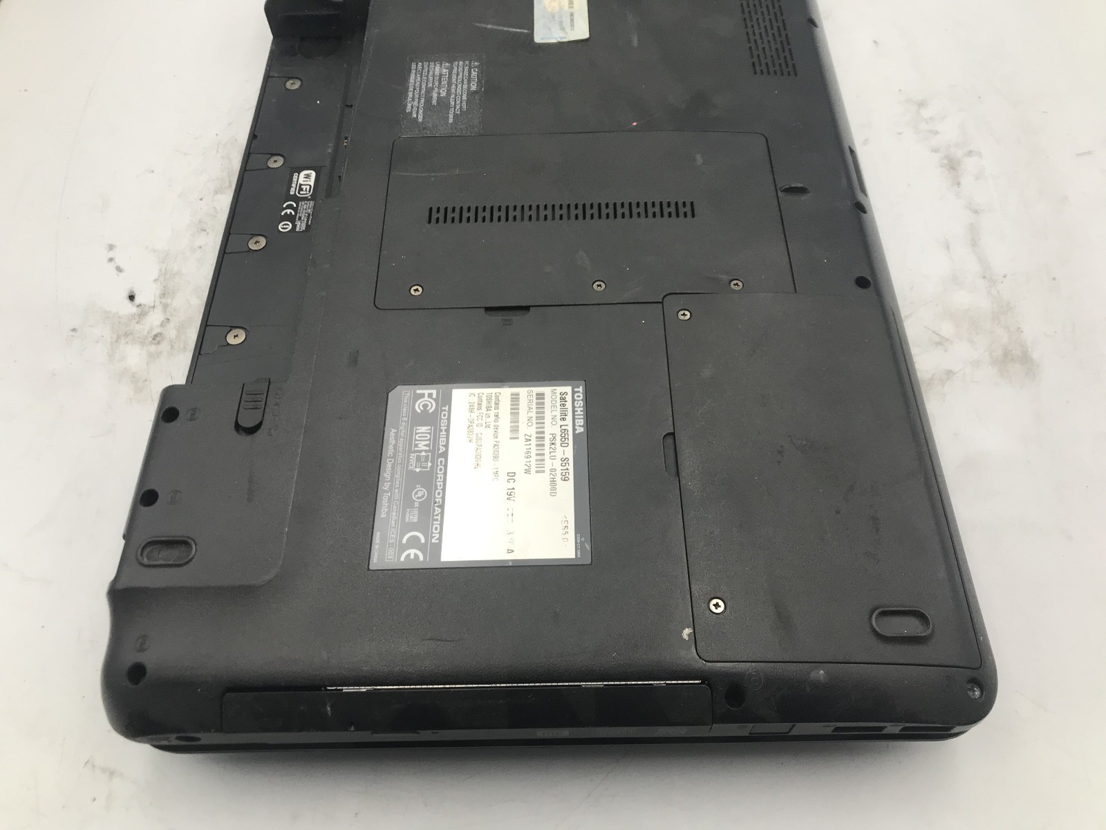 TOSHIBA SATELLITE L655D S5159 – FOR PARTS/REPAIR – AMD PHENOM II – NO RAM – BB
