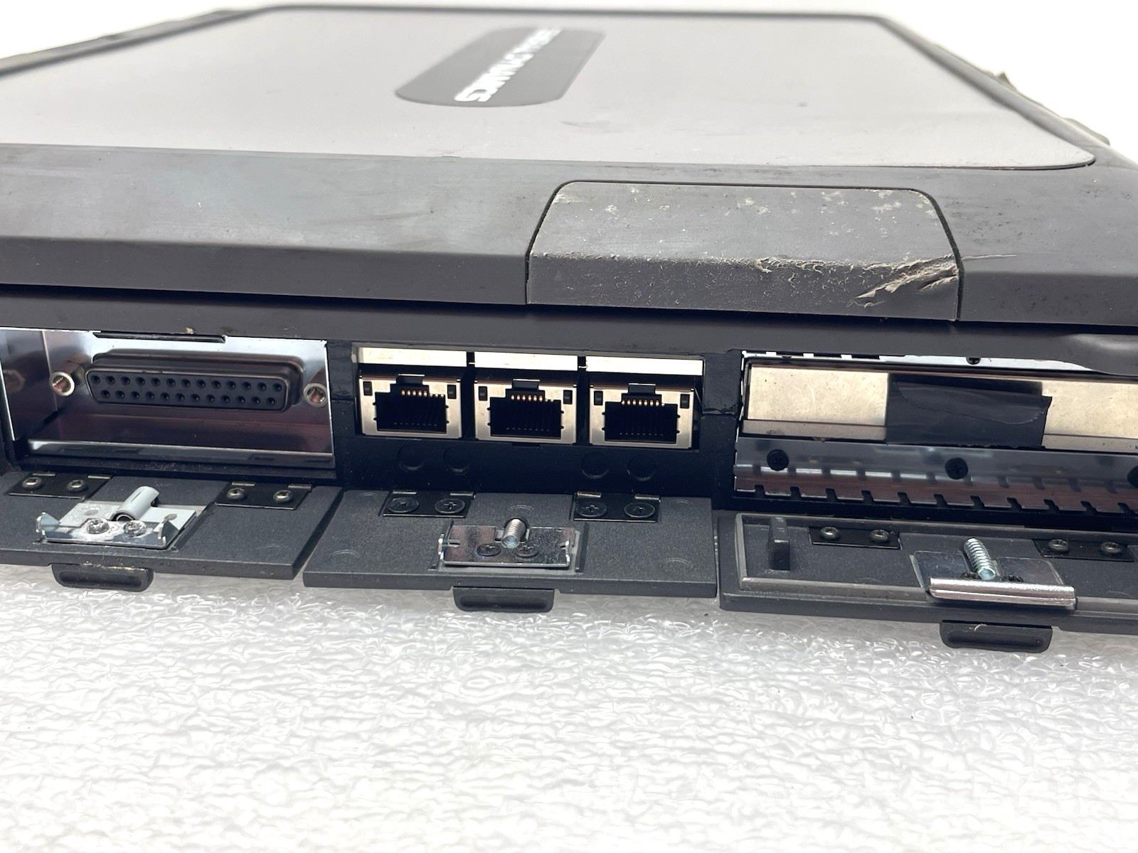 GENERAL DYNAMICS TADPOLE TOPAZ RUGGEDIZED LAPTOP 14.5″ PARTS REPAIR UNTESTED