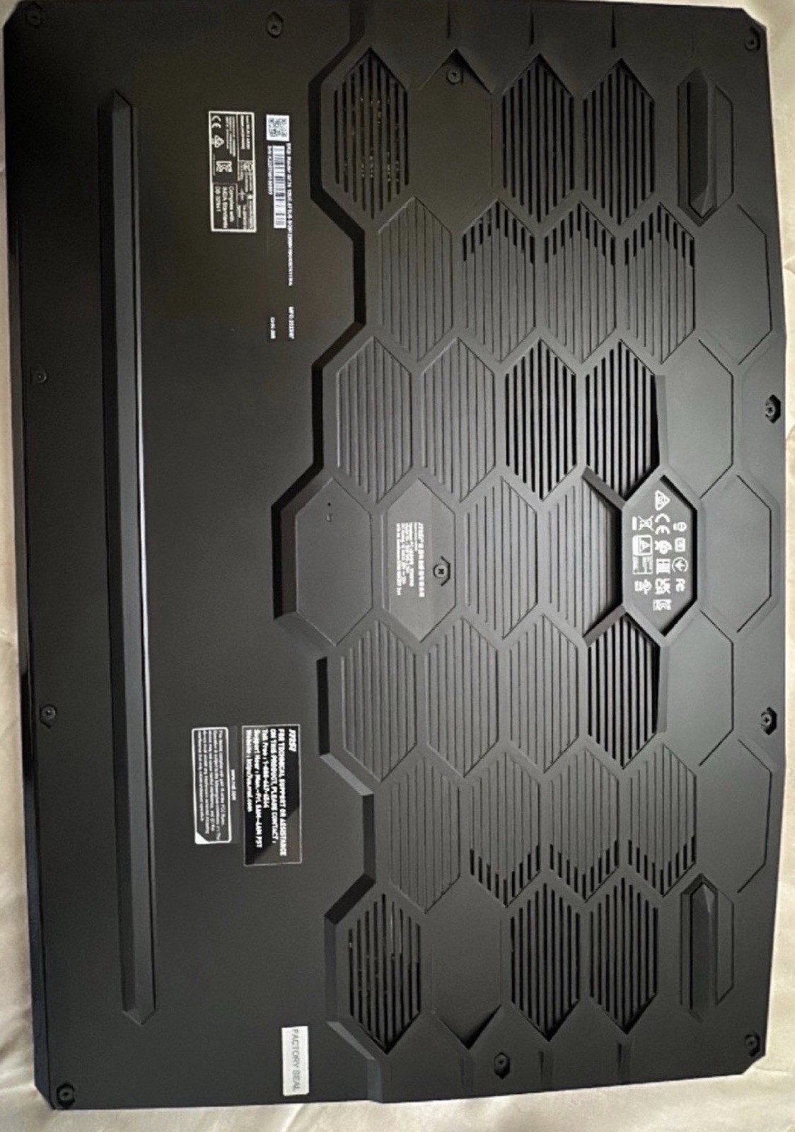 MSI Raider GE76 12UE GEForce