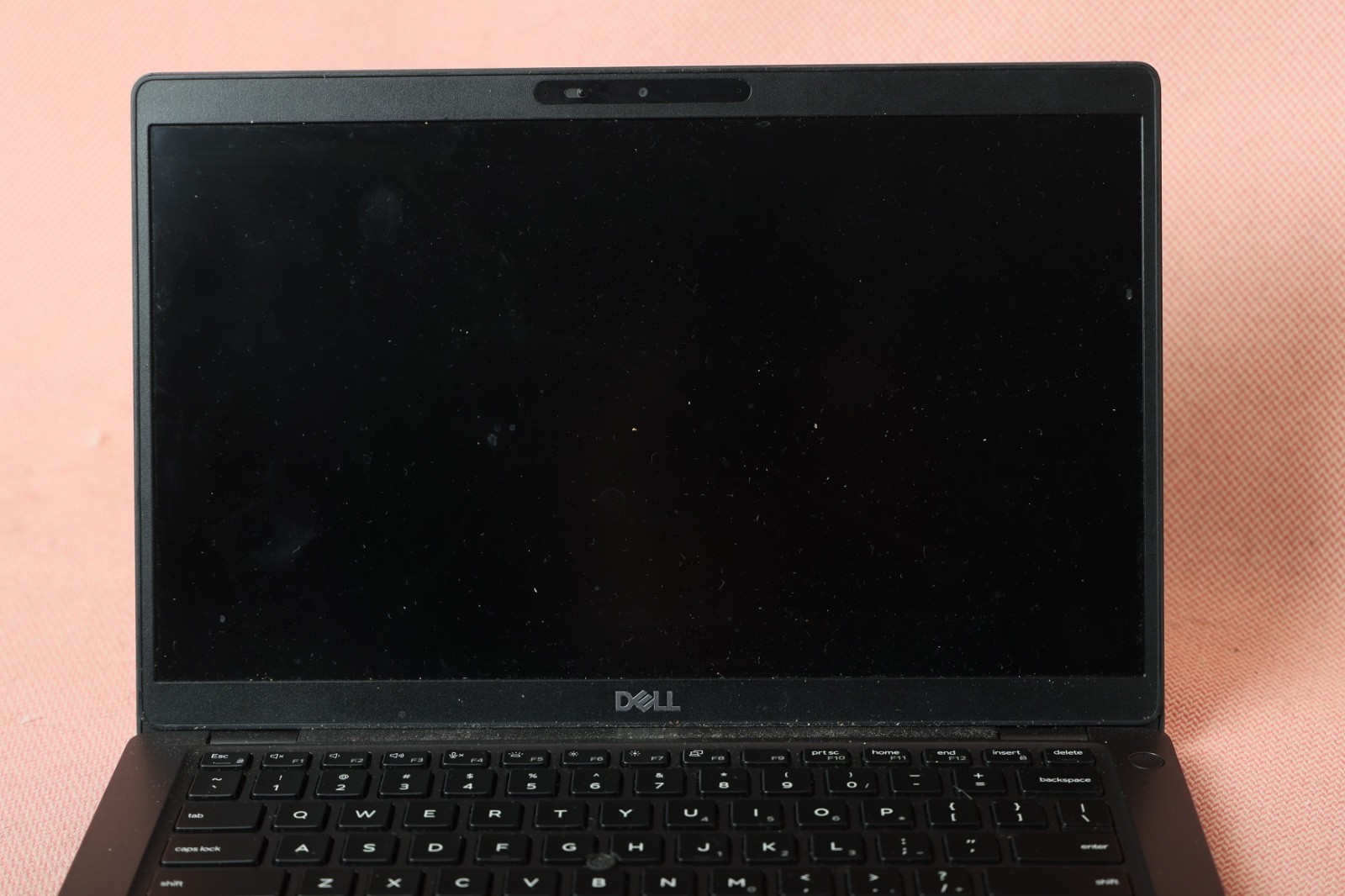 Dell Latitude 5400 14″ 1.6GHz i5-8365U No Ram No SSD Broken Screen