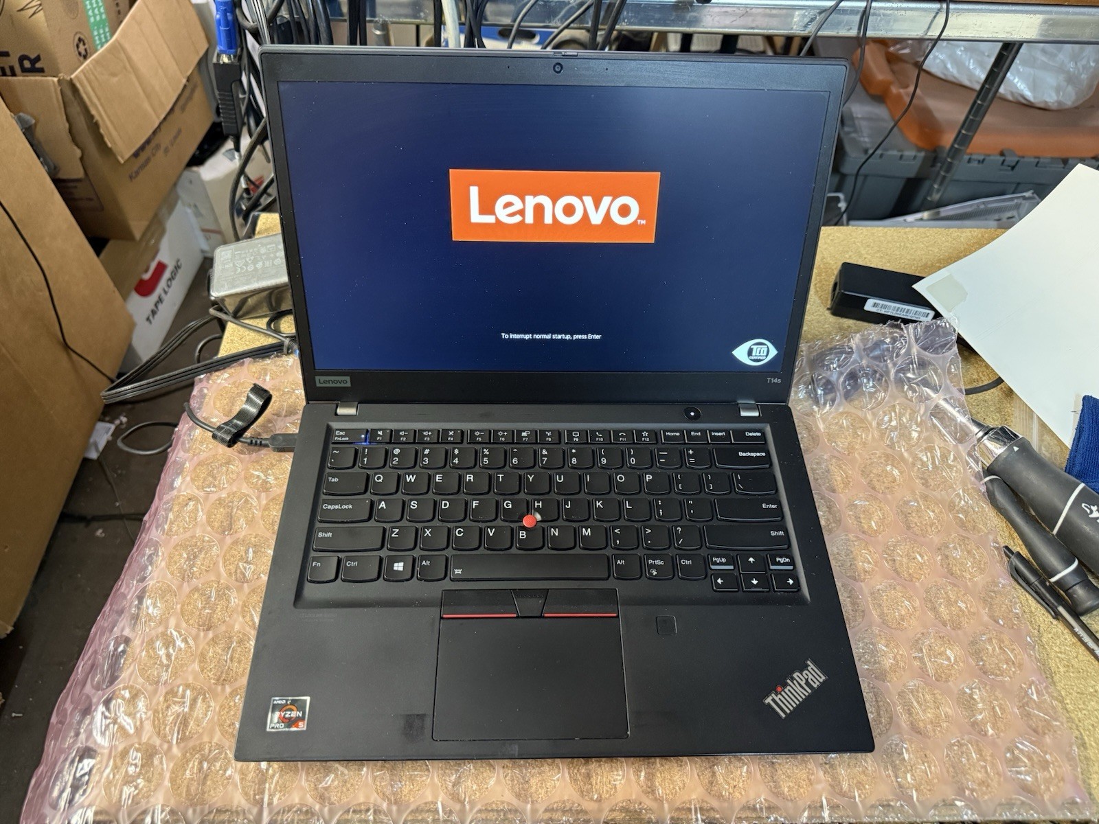 Lenovo ThinkPad T14s Gen 1 w/ AMD Ryzen 5 Pro 4650U 2.1 GHz 8GB RAM No OS/AC/SSD