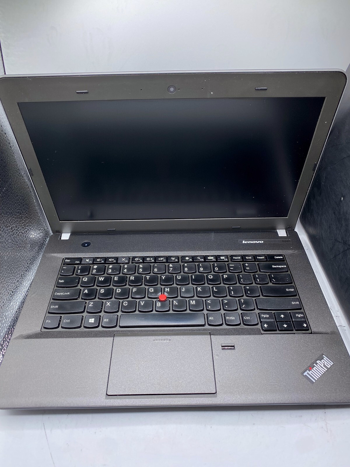 Lenovo ThinkPad Edge E440 14′ Intel i5-4200M 2.40GHz 12GB RAM 320GB – See Desc..