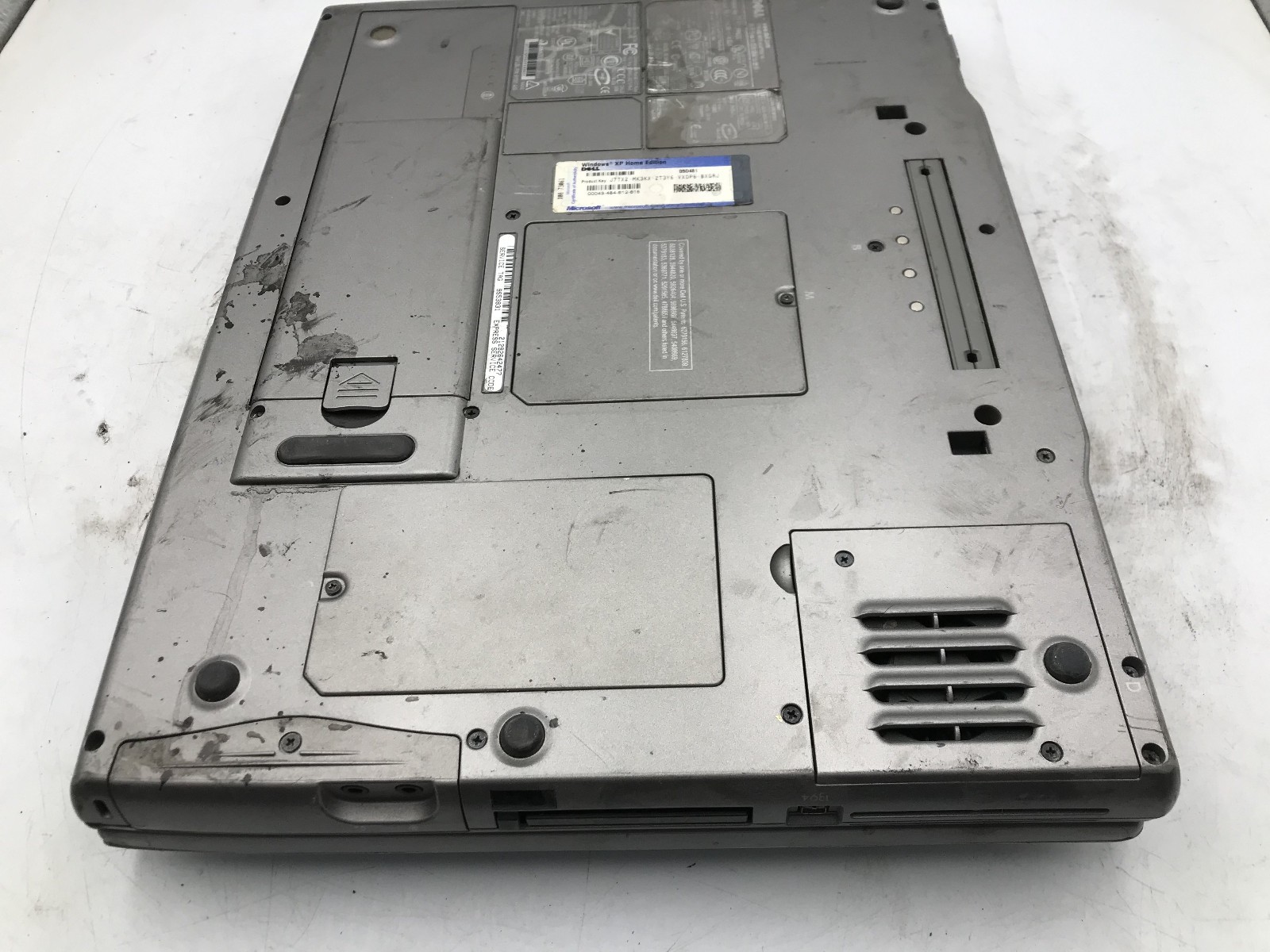 DELL INSPIRON 8500 – FOR PARTS/REPAIR – INTEL PENTIUM 4 – 256MB RAM – READ – BB!