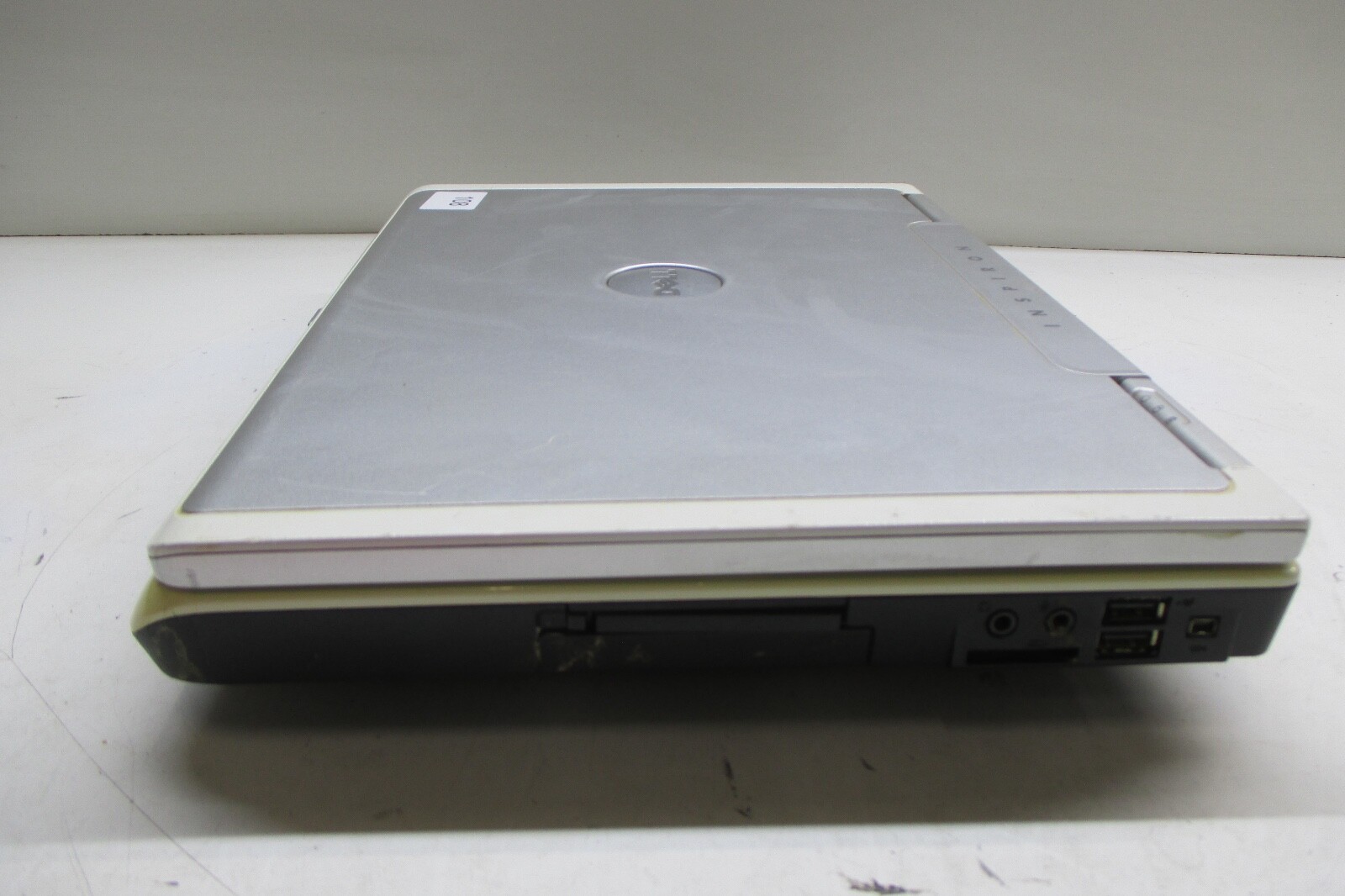 Dell Inspiron 6000 Intel Pentium M 1.7GHz 1GB NO HDD No Batt