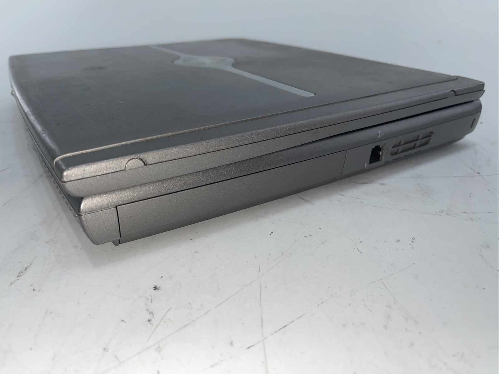 Dell Inspiron 1150 PP08L 14.1″ NO RAM No HDD No AC Adaptor For Parts or Repair