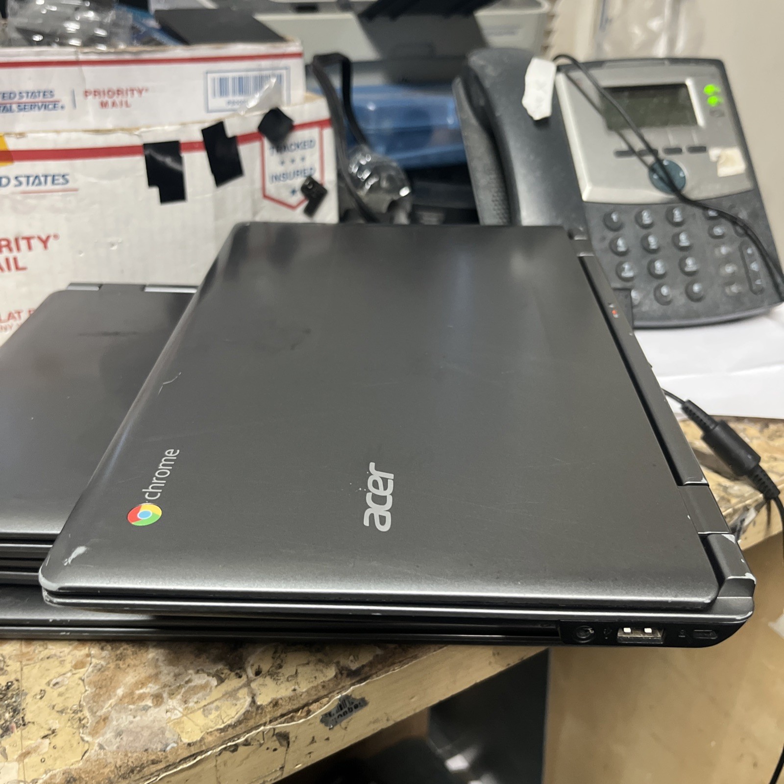 Acer Chromebook C730E-C555 11.6″ Intel Celeron 4GB 16GB Good Battery + Adapter