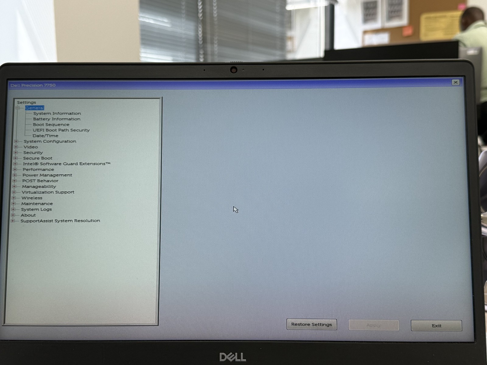 Dell Precision 7750 17.3″ FHD | Xeon W-10855M | 32GB | 1TB NVMe | Quadro RTX 400