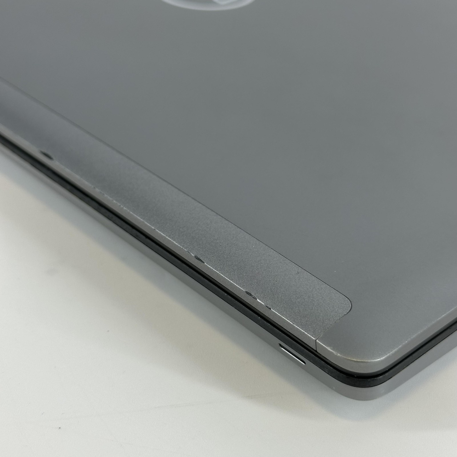 Dell Precision 7550 15.6 FHD i9-10885H 2.40GHz 64GB 1TB Quadro T2000 BAD CAMERA