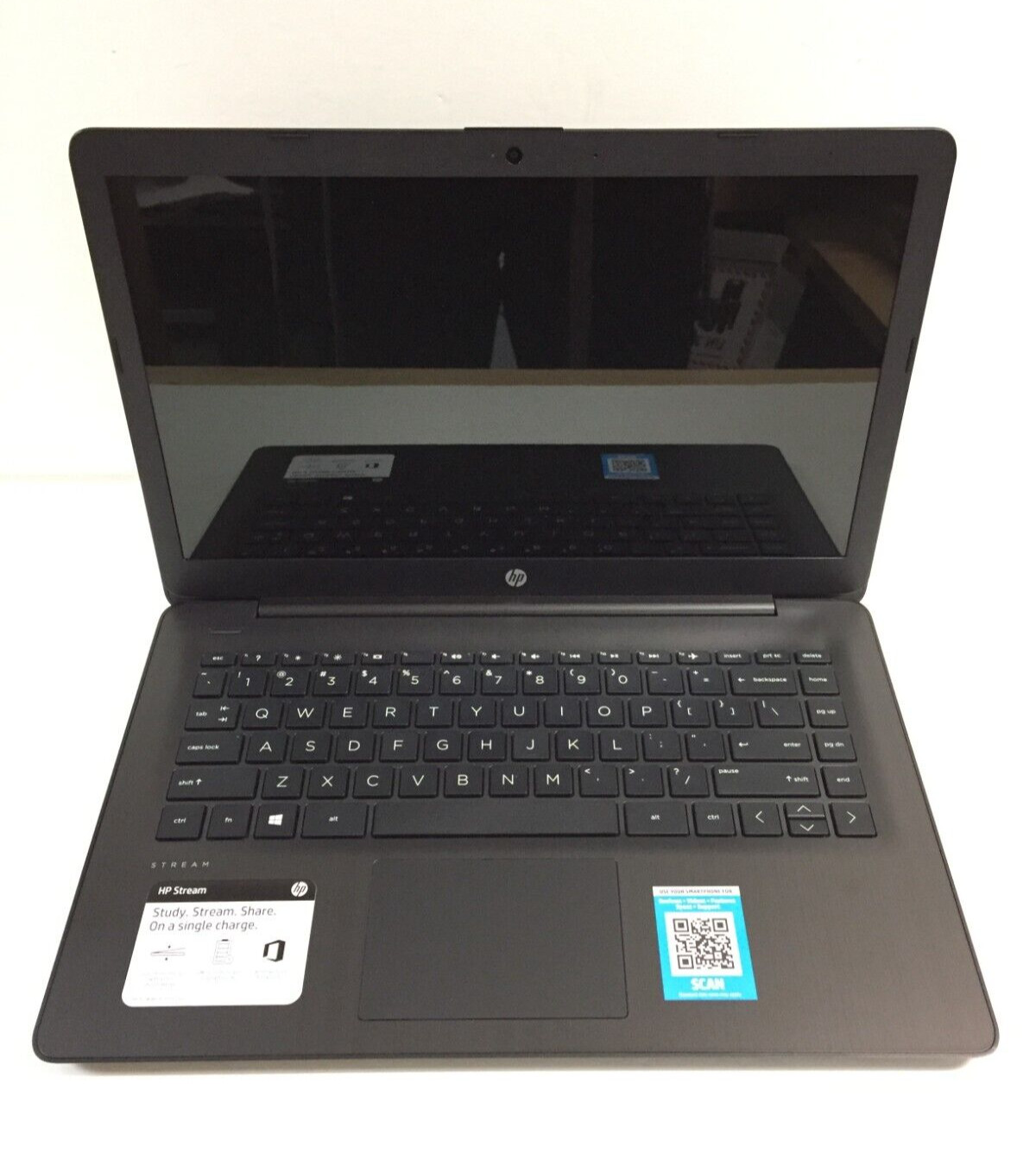HP Stream 14-ds0013dx Laptop 14″/AMD A4-9120E APU/4GB RAM/64GB eMMC/Win10s