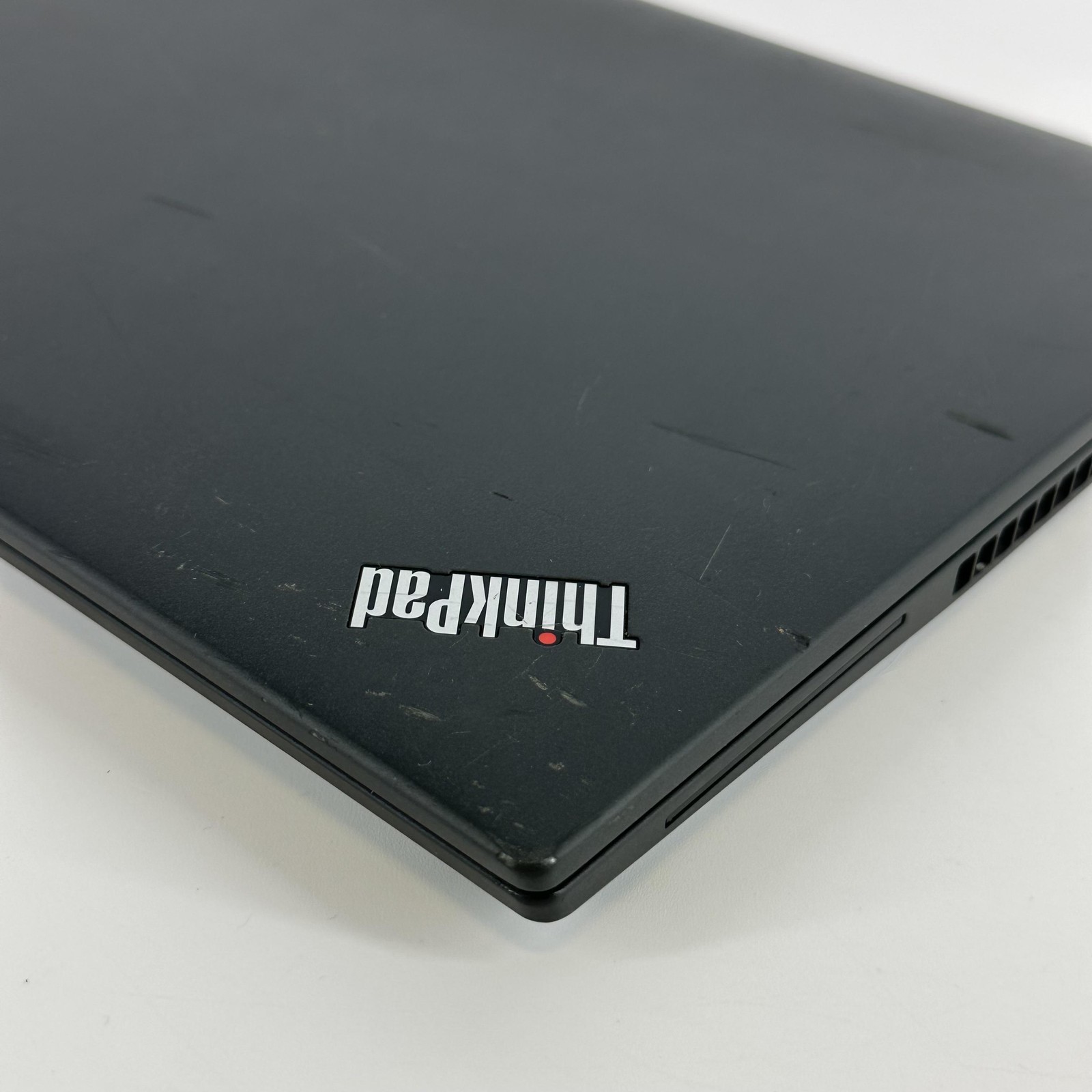 Lenovo ThinkPad P14s Gen 3 FHD+ 2.1 GHz i7-1260P 24GB 512GB SSD NVIDIA T550 Good