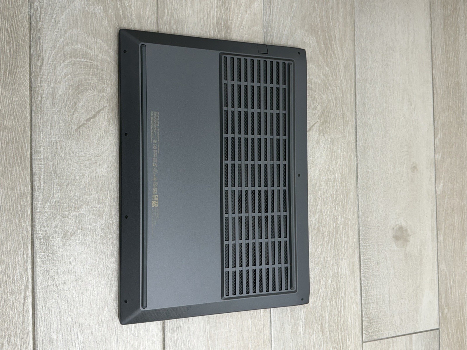 HP Victus 15-FA2013DX 15.6″ Gaming Core i5-13420H GeForce RTX 3050 8GB RAM 512GB