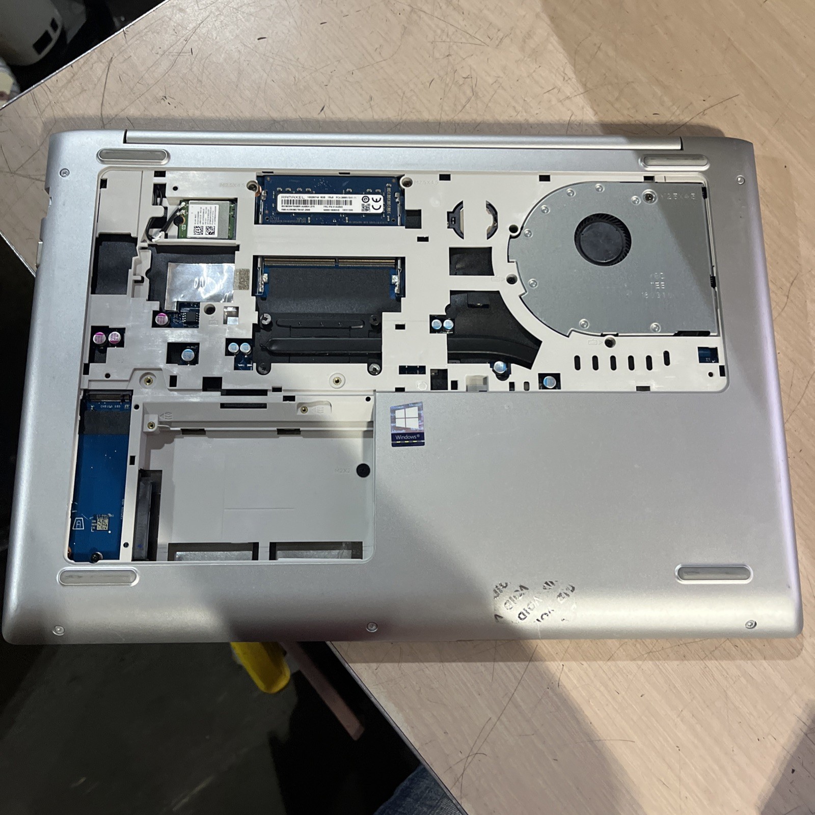 HP PROBOOK 455 G5 AMD A10-9620P R5 RADEON 8GB RAM NO HD