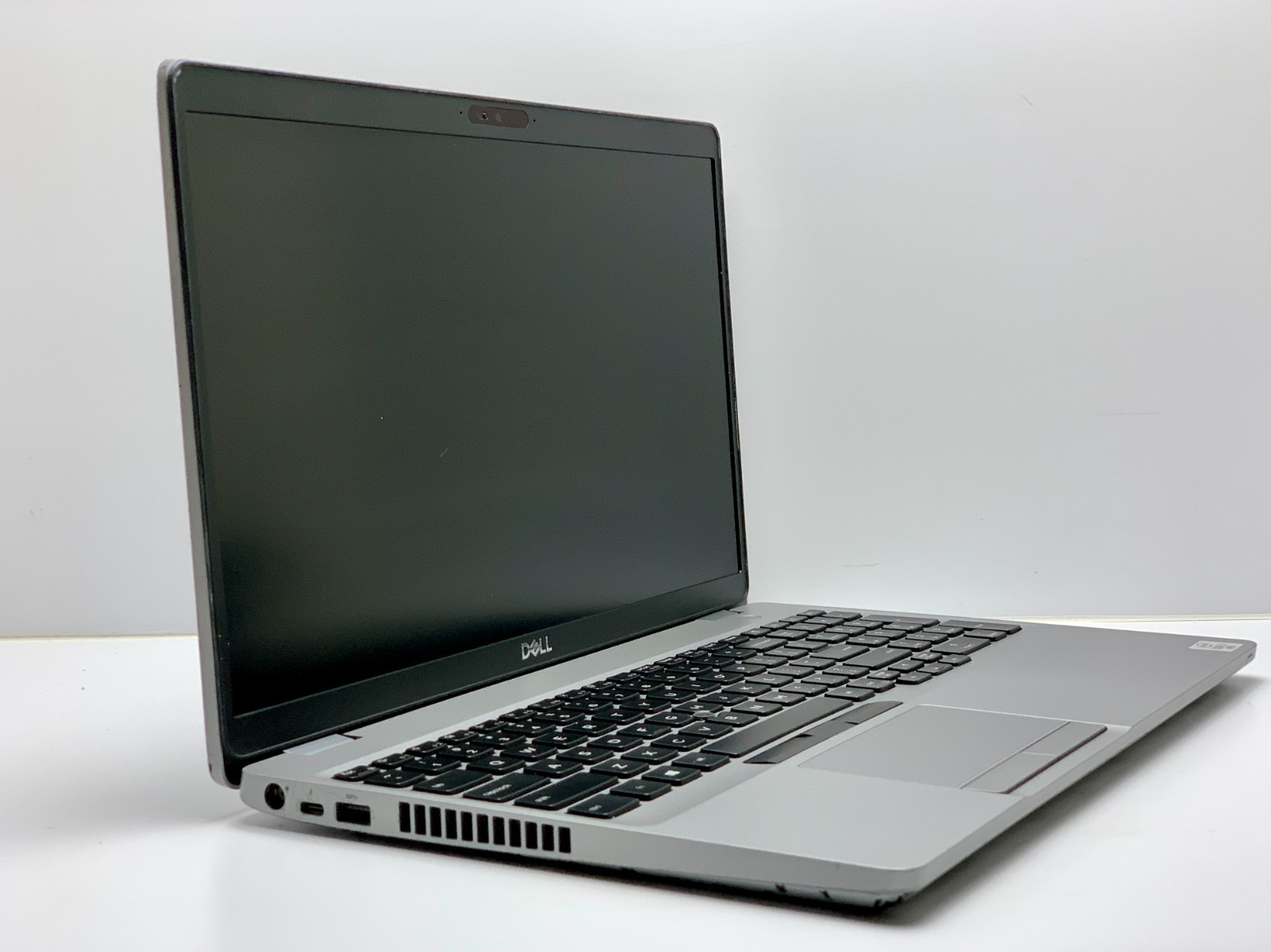Dell Latitude 5510 | i7-10810U | 16GB RAM | 512GB NVMe | LINUX | READ