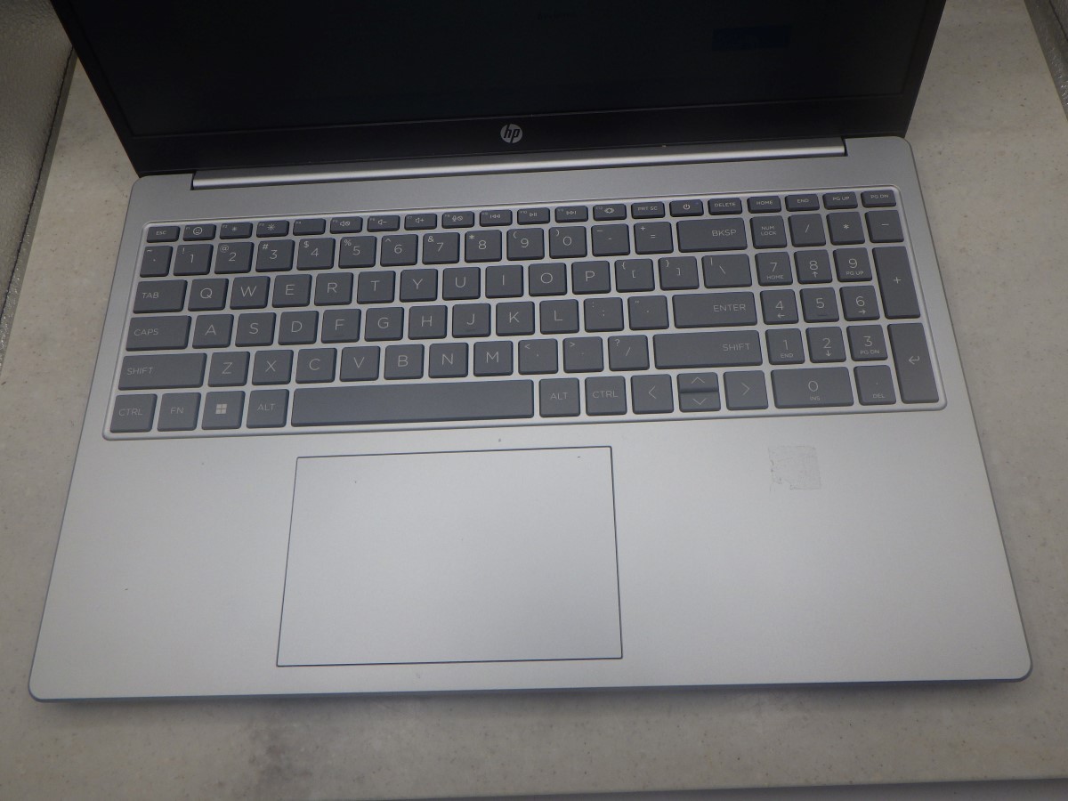 HP 15-FD00081WM 15.6″ 4GB RAM 128GB SSD WIN11 (TDY031241)