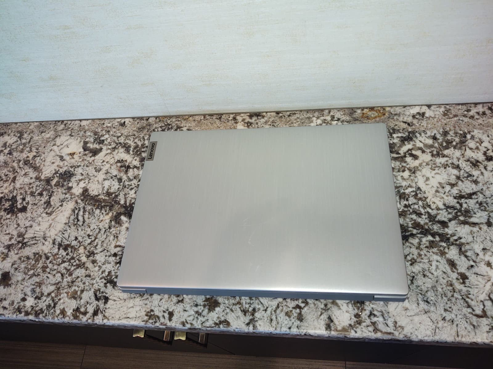 Great laptop for school, work or retro gaming Lenovo IdeaPad 3 15.6″