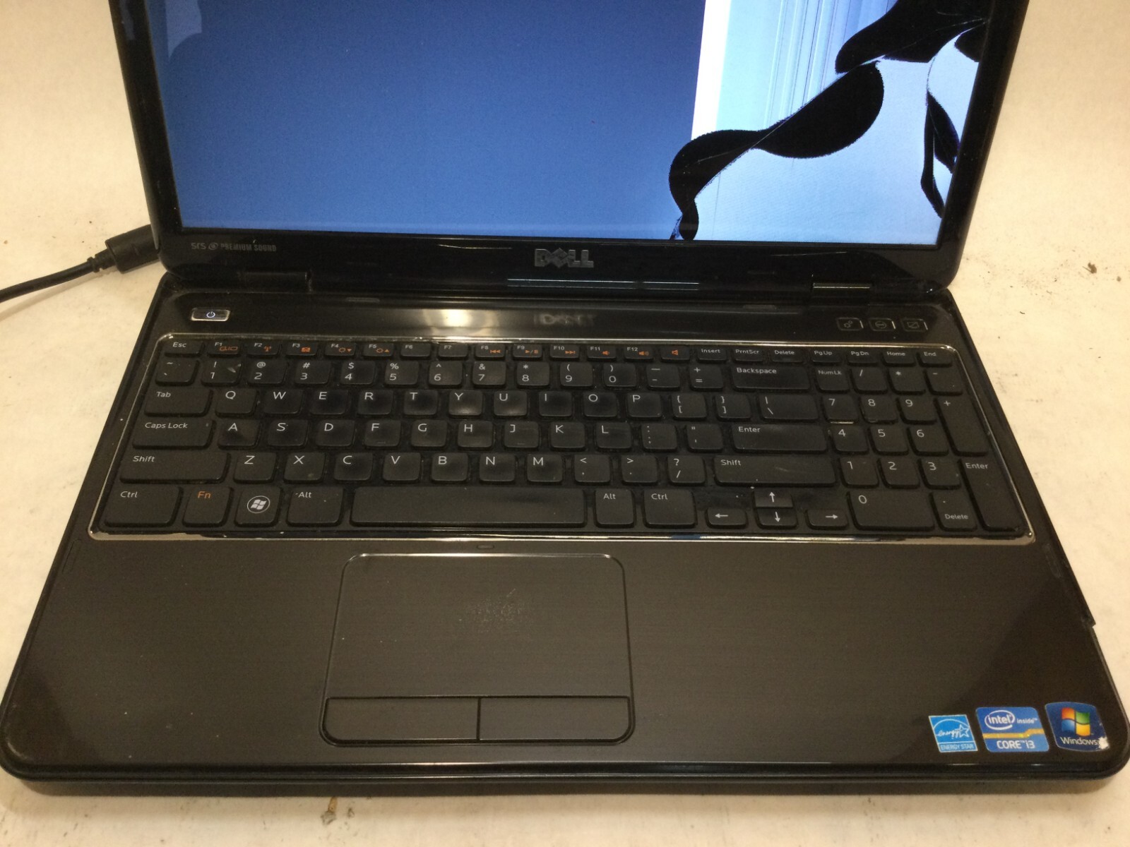 Dell Inspiron N5110 / Intel Core i3 / (CRACKED/BIOS LOCKED/MISSING PARTS!) -MR