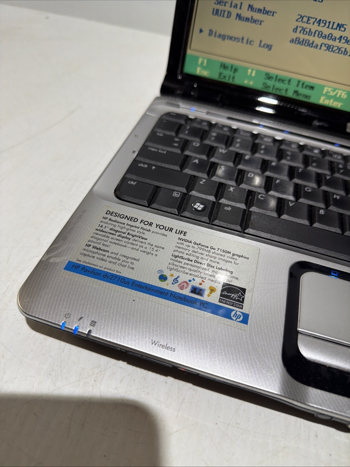 Hp Pavilion dv2700 14″ Laptop AMD Turion 64 X2 2gb Ram NO Drives Boots Bios