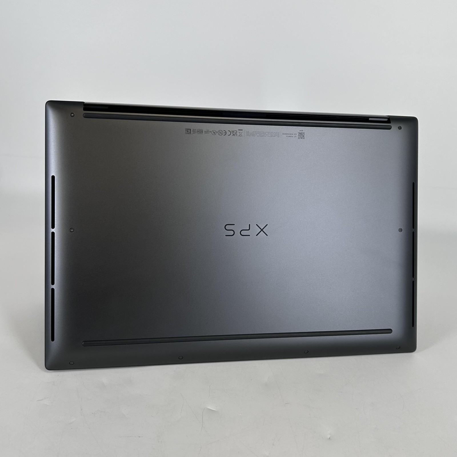 Dell XPS 16 9640 FHD+ 2.5GHz Ultra 9 185H 64GB 4TB SSD NVIDIA RTX 4060 Excellent