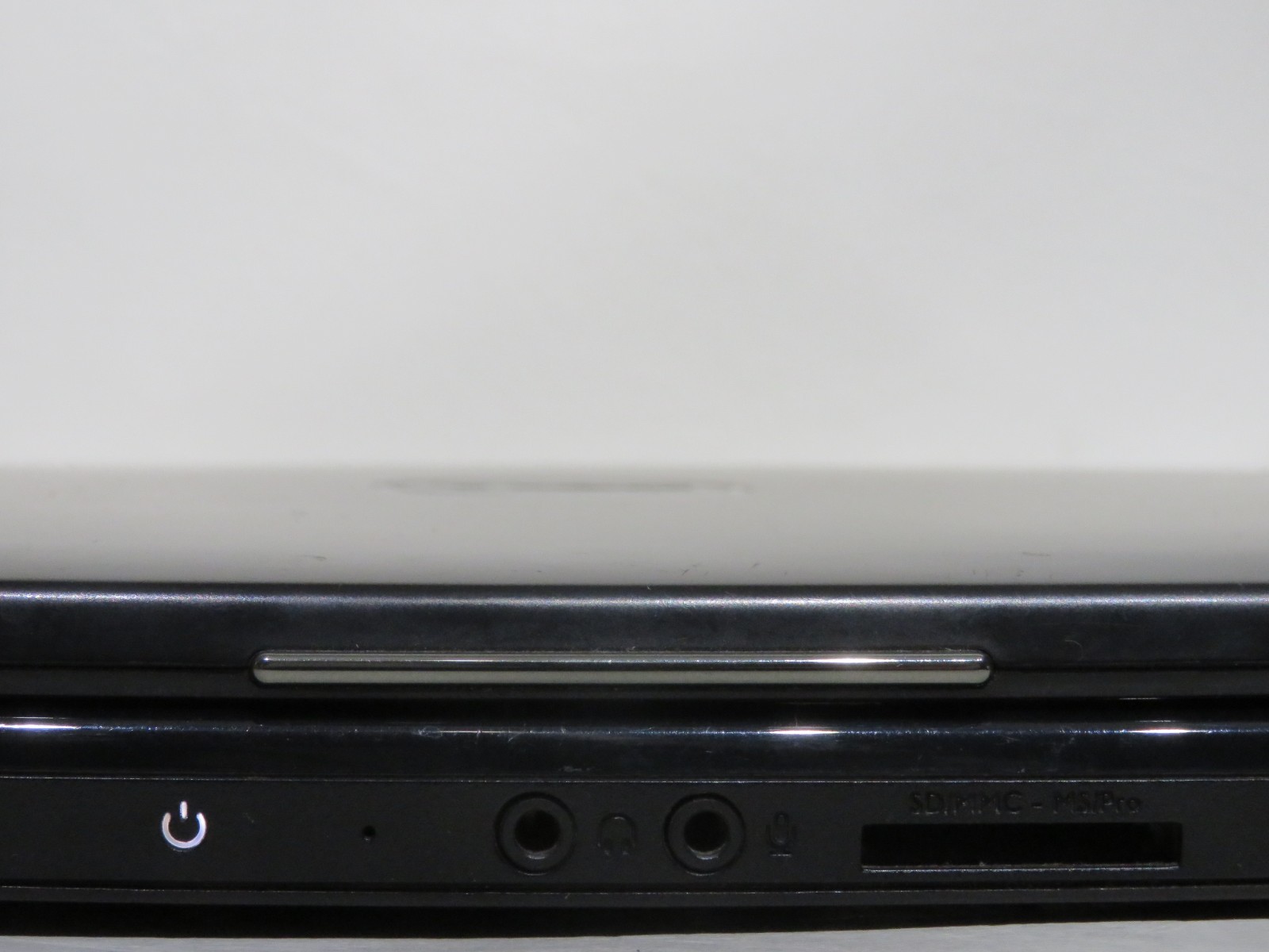 DELL Inspiron 1545 Model PP41L 4GB 64 Bit OS, Windows 11, Pentium Dual-Core 2.20