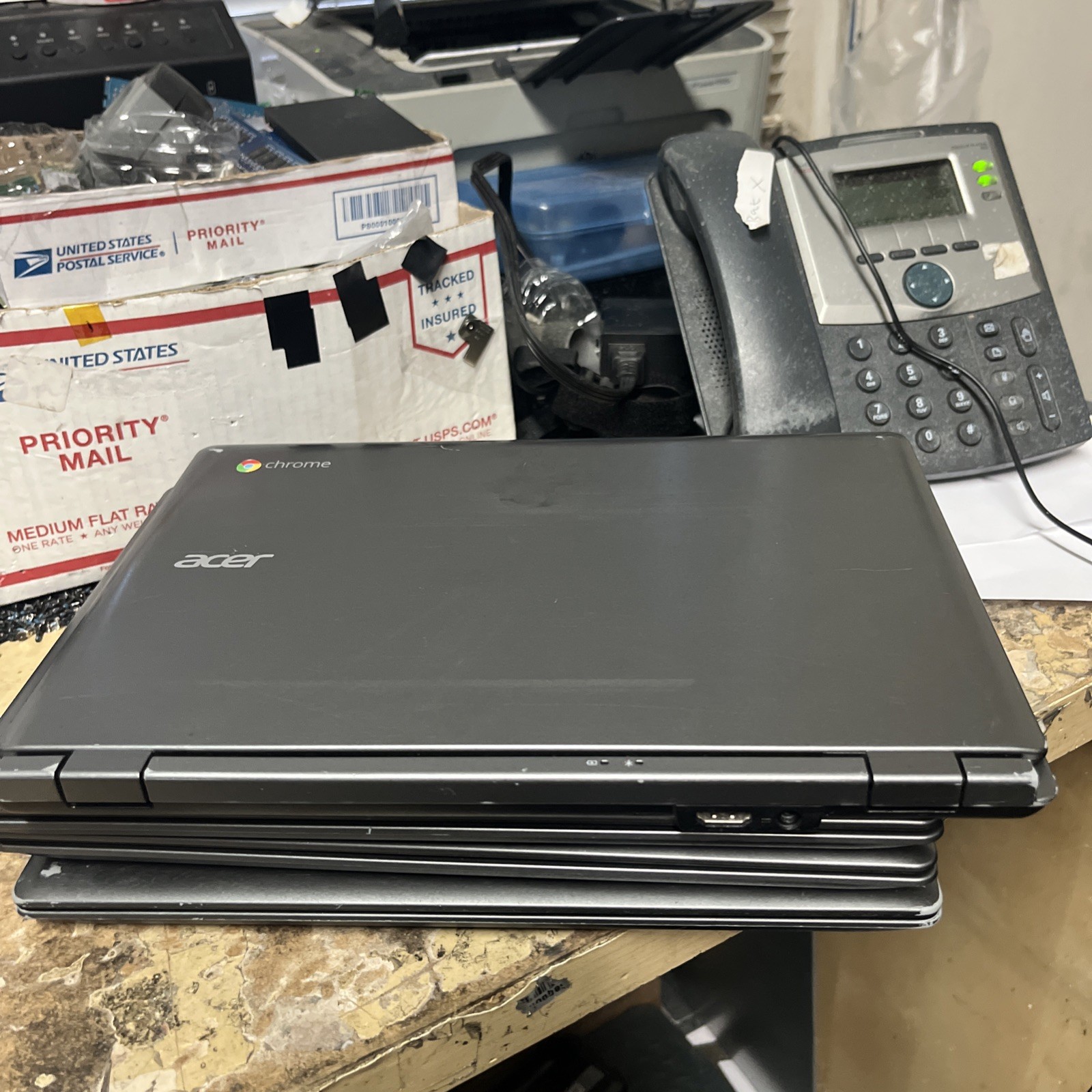 Acer Chromebook C730E-C555 11.6″ Intel Celeron 4GB 16GB Good Battery + Adapter
