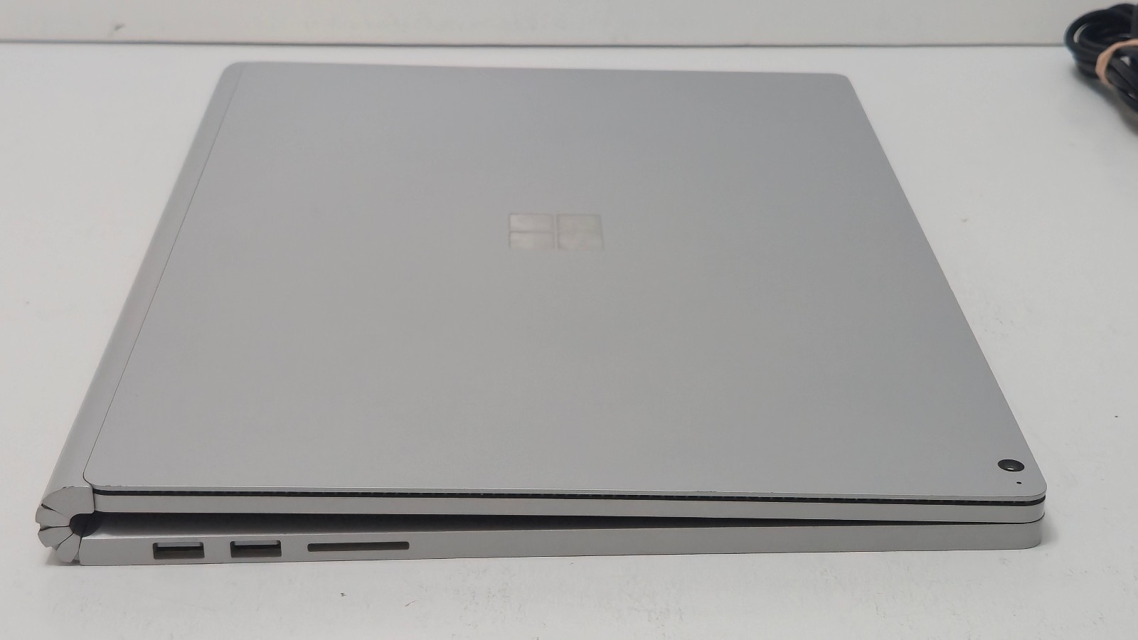 Surface Book 3 15″ (1899) i7-1065G7 32GB RAM 1TB SSD GTX 1660 GPU 6GB GDDR6