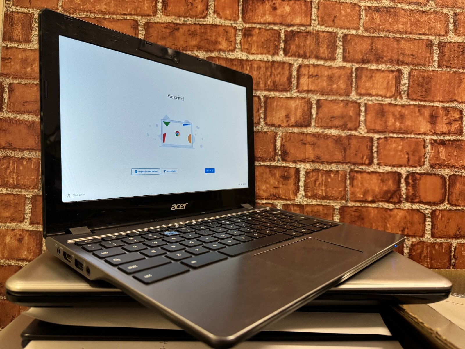 Acer Chromebook C720-2848 11.6″, Intel Celeron Dual Core @ 1.40 GHz, *No SSD/OS*