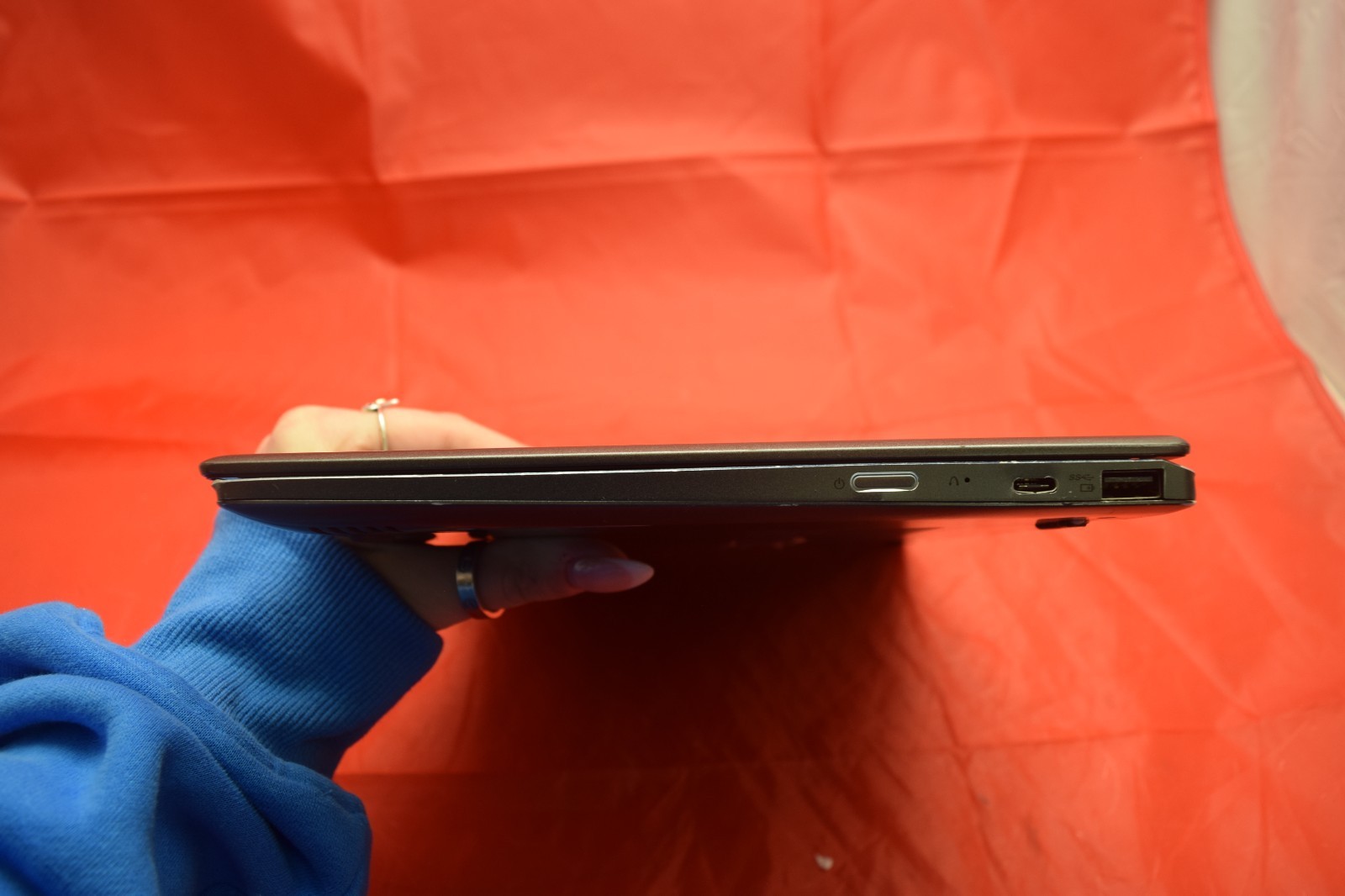 POOR BATTERY* LENOVO YOGA 720-12IKB INTEL CORE I5-7200U 2.50GHZ | 512GB | 8GB