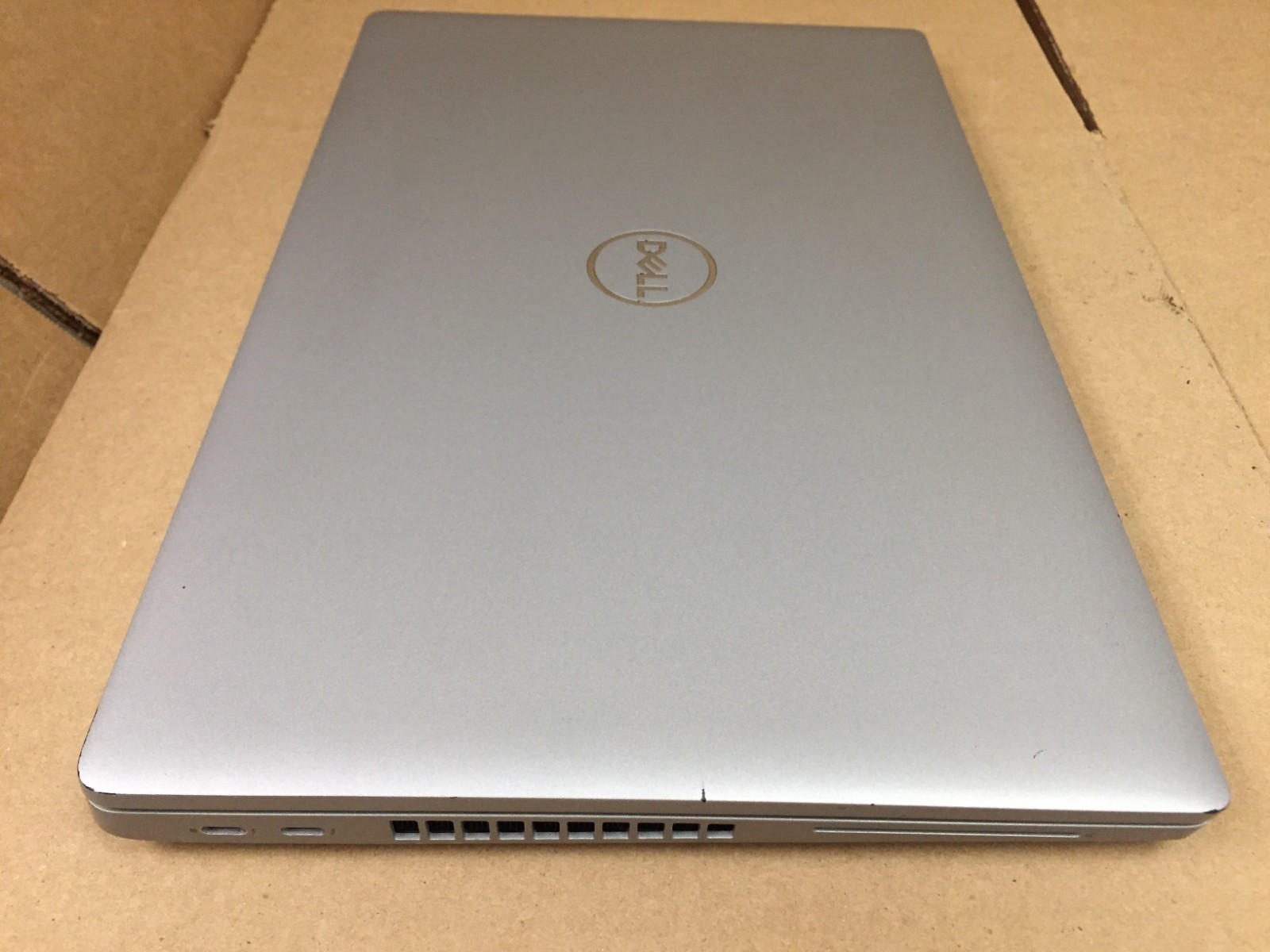 Dell Precision 3560 15.6″ FHD Laptop i5-1135G7 8GB RAM 256GB SSD Backlit w/ AC