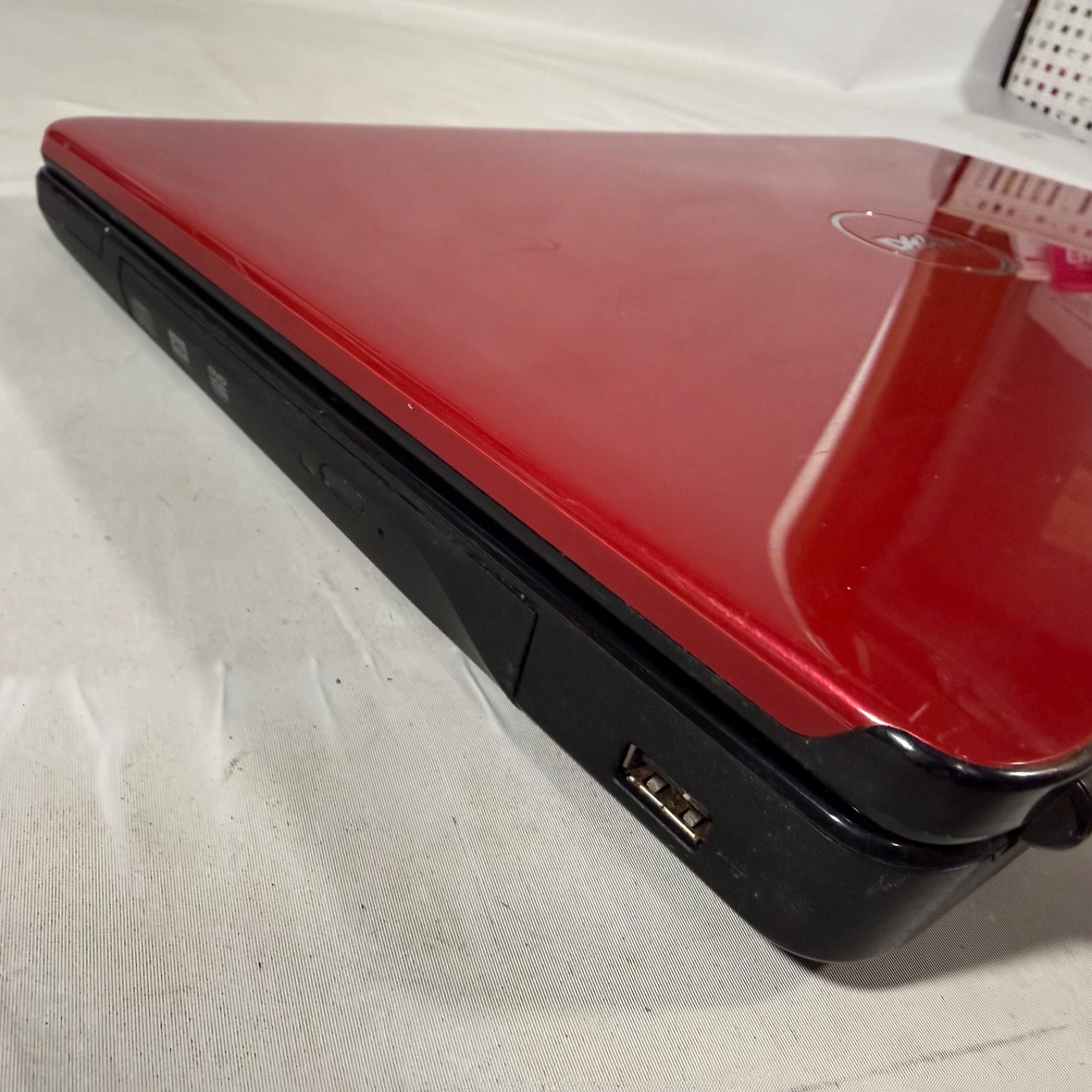 Dell Inspiron 1545 PP41L Laptop Cherry Red 15.6″ LED Backlight 4gb RAM 160gb HDD