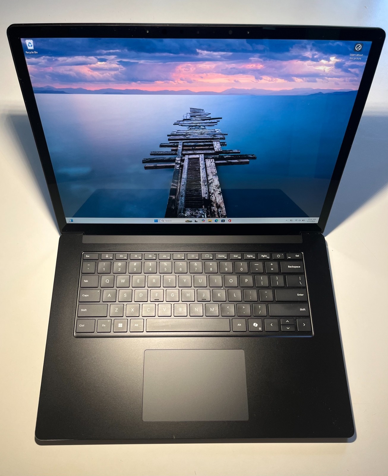 MICROSOFT SURFACE LAPTOP 6 FOR BUSINESS 15″ Ultra 7 165H 16GB 523GB -VeryGood