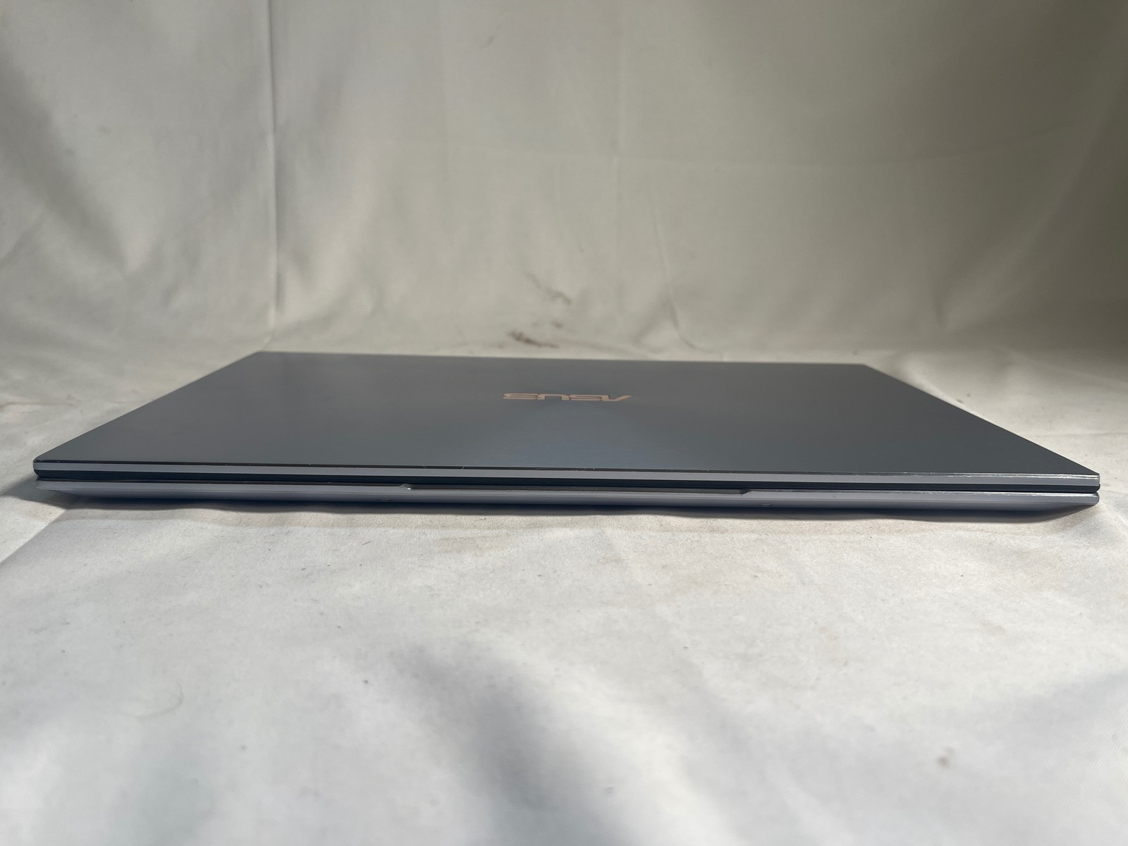 ASUS ZenBook UX431FAC i5-10210U 8GB 512GB SSD 14″ FOR PARTS/REPAIR