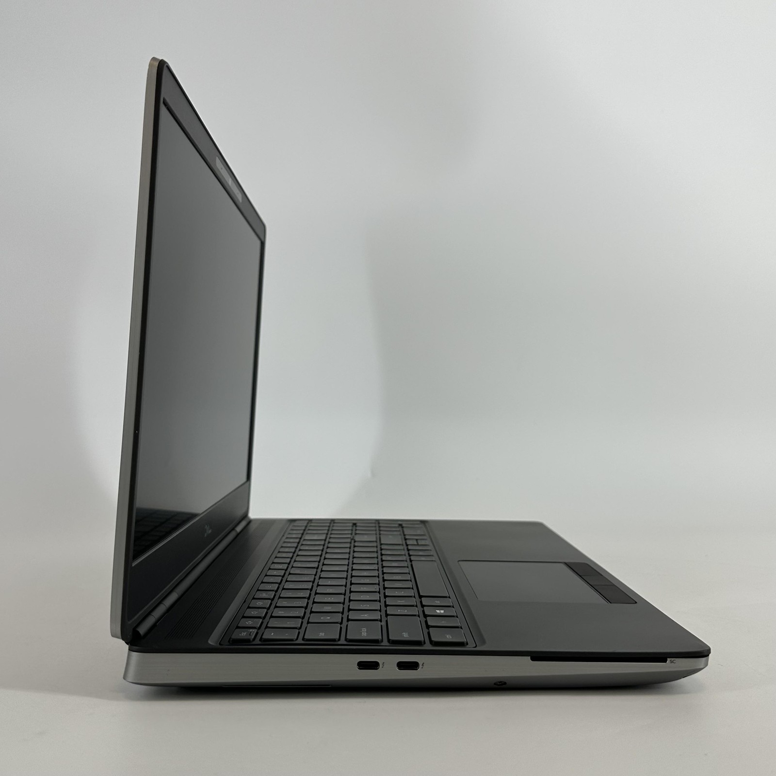 Dell Precision 7560 15 FHD i5-11500H 32GB 512GB/512GB Quadro T1200 FRAME SPLIT