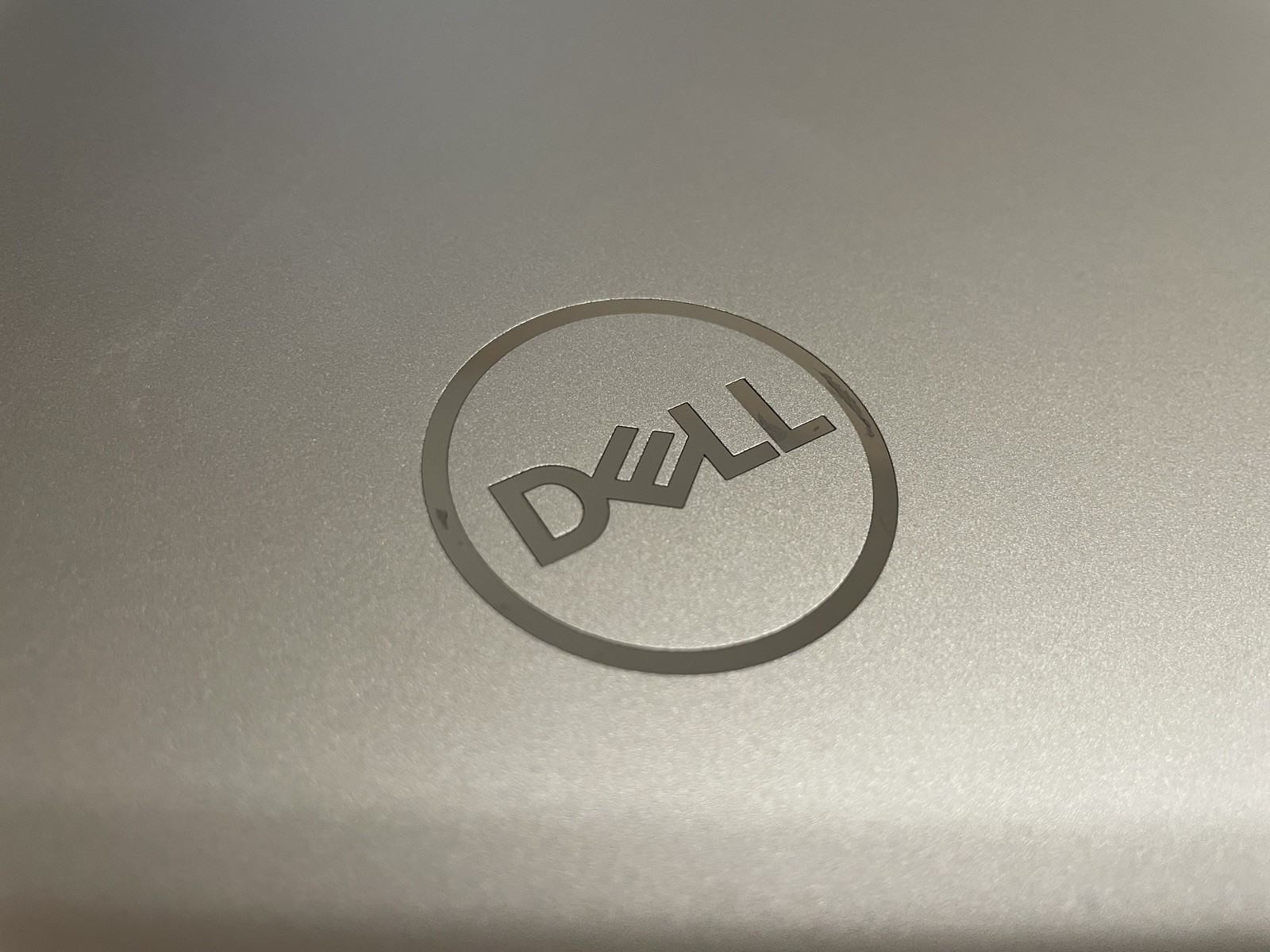 Dell XPS 16 9640 16″ FHD+ ULTRA 9 185H 1TB 32GB RTX 4060 8GB Backlit 120Hz wCASE
