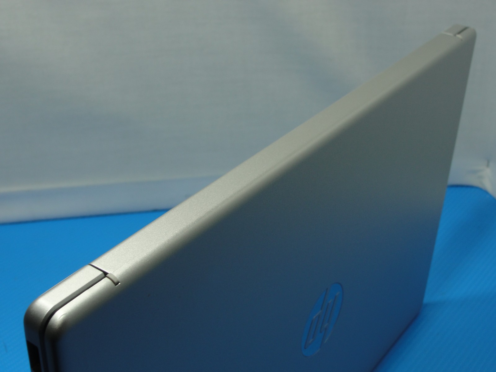HP 15-FD0113DX 15.6″ HD Intel Core i3-N305 1.8GHz 8GB 128GB HDD W11 Home+Charger
