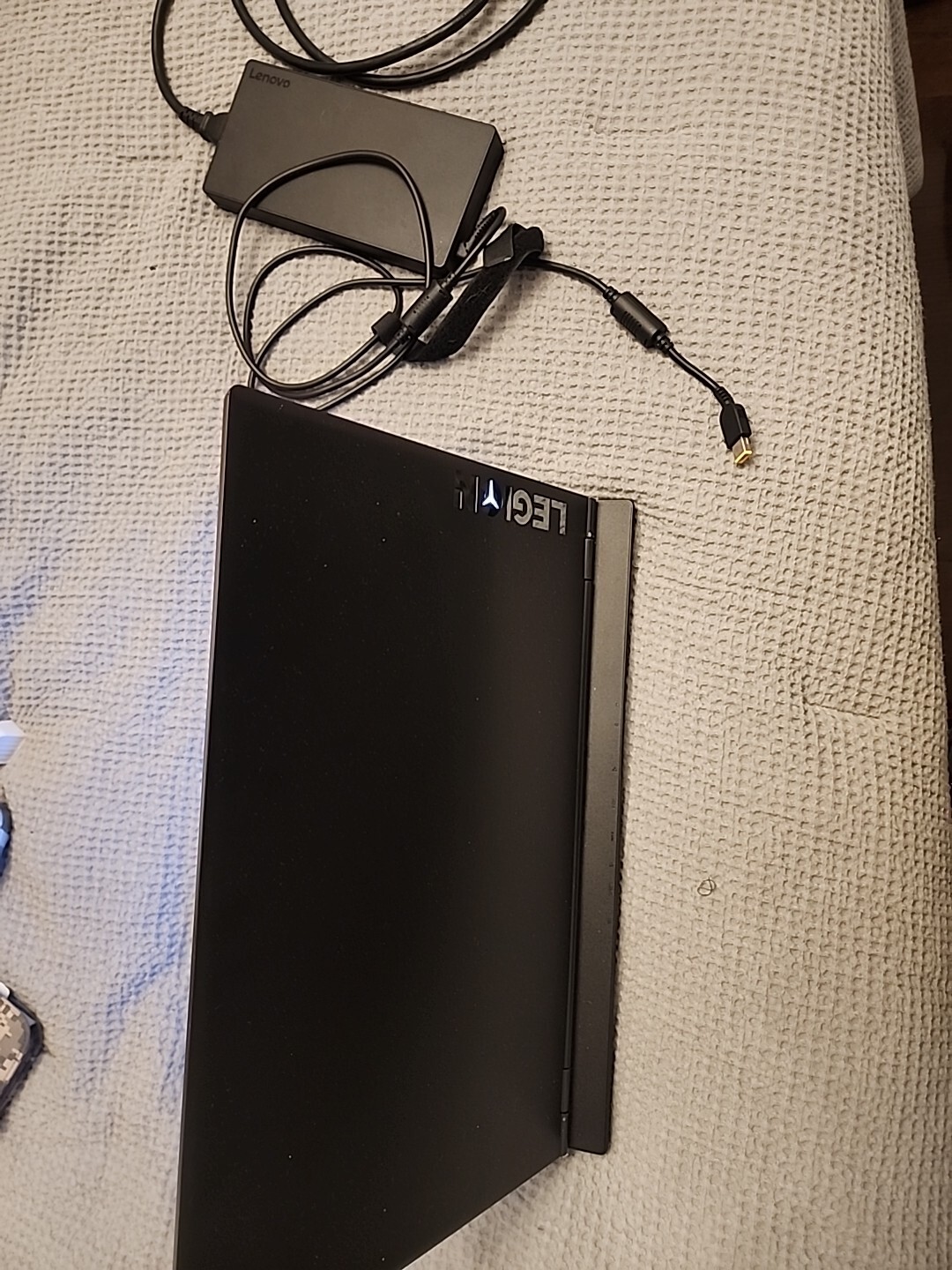 Lenovo Legion Y540 17.3″ (1TB, Intel Core i7 9th Gen, 2.6GHz, 16 GB) Gaming…