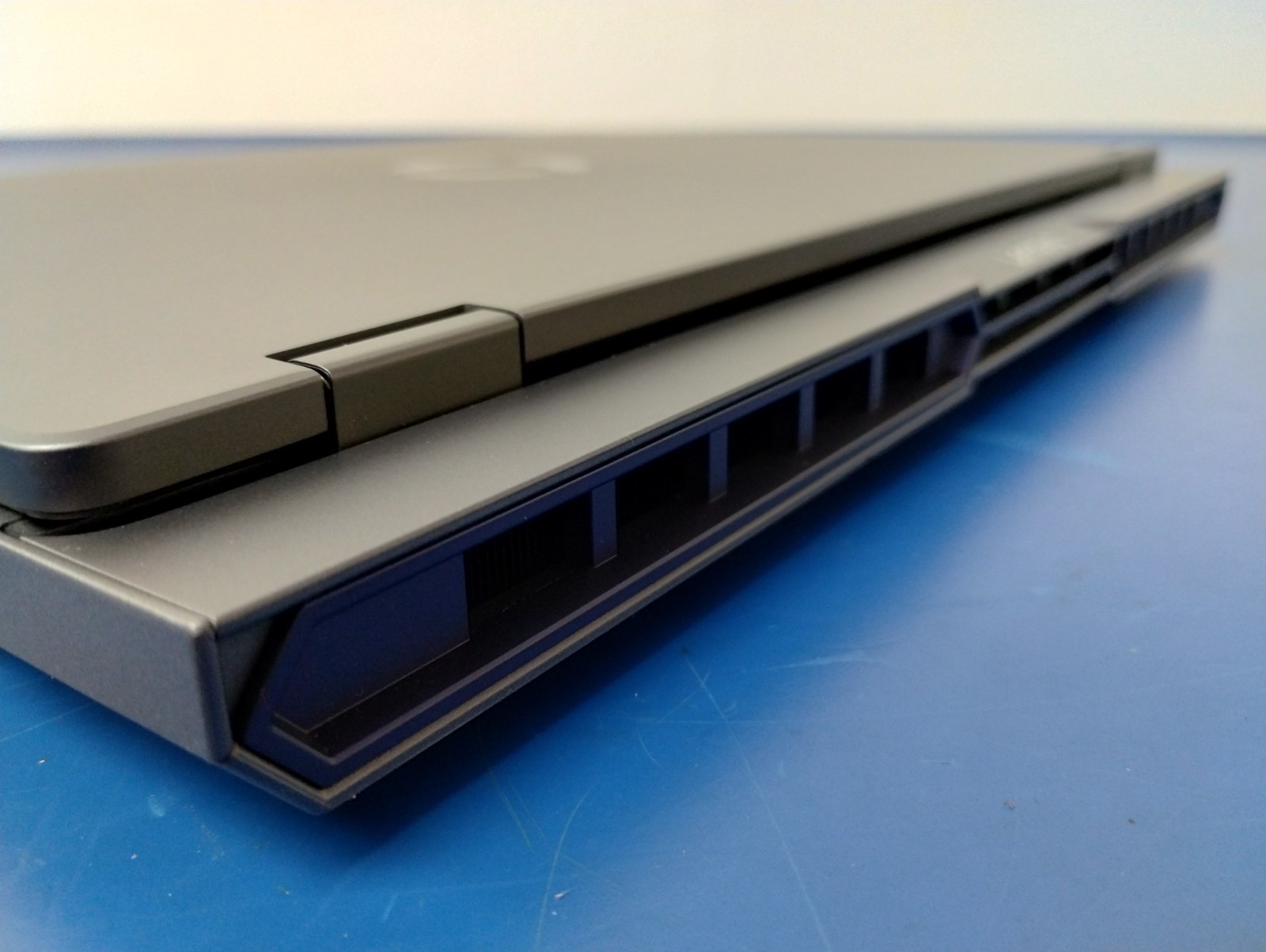 Lenovo Legion 5 16IAX10, Intel Core Ultra 9 275HX, 2.70 GHz 32 GB RAM, 1 TB NVMe