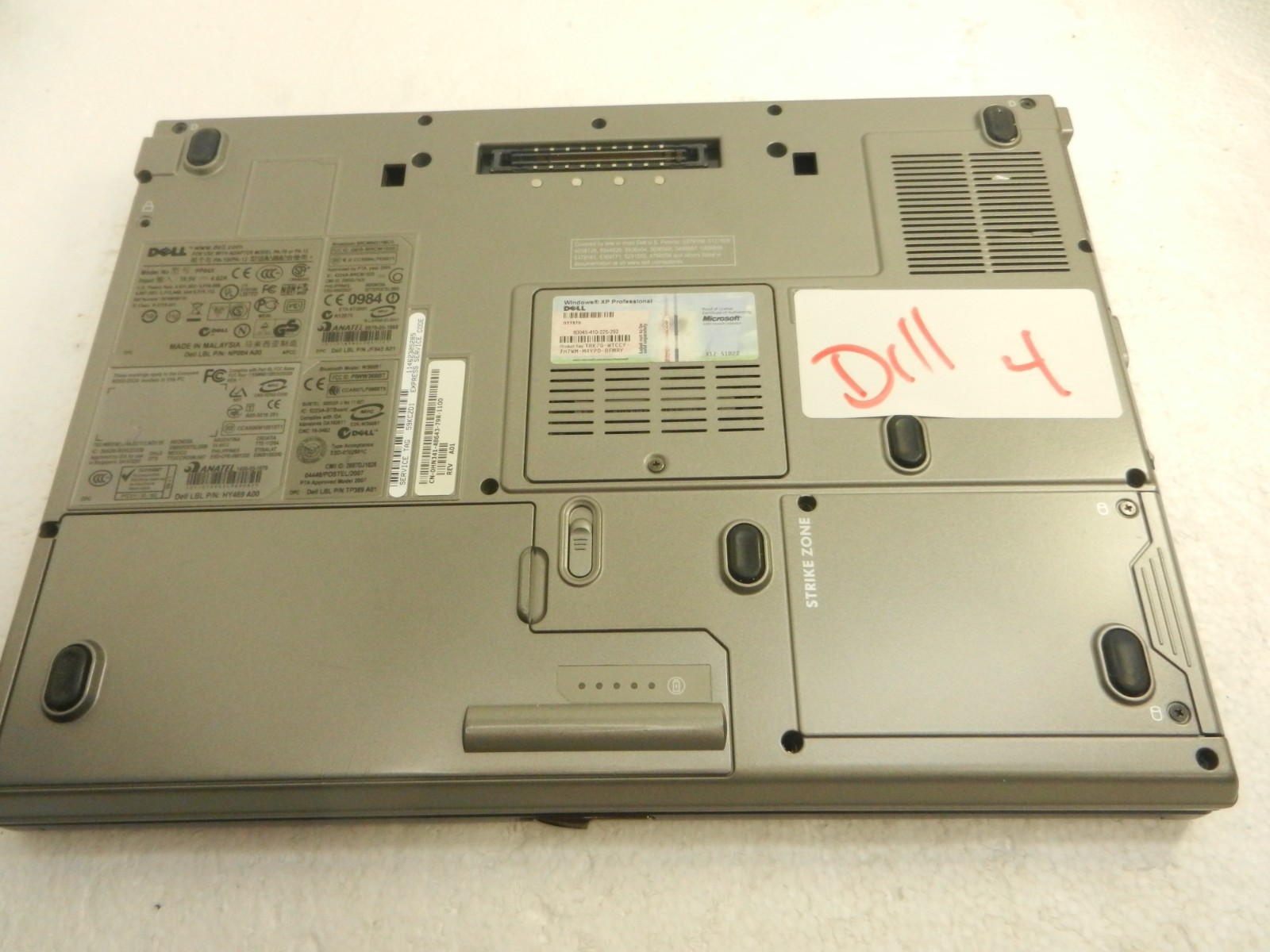 Dell Latitude D830 LAPTOP Core 2 Duo / 2GB / 120GB HDD Serial Port Windows XP