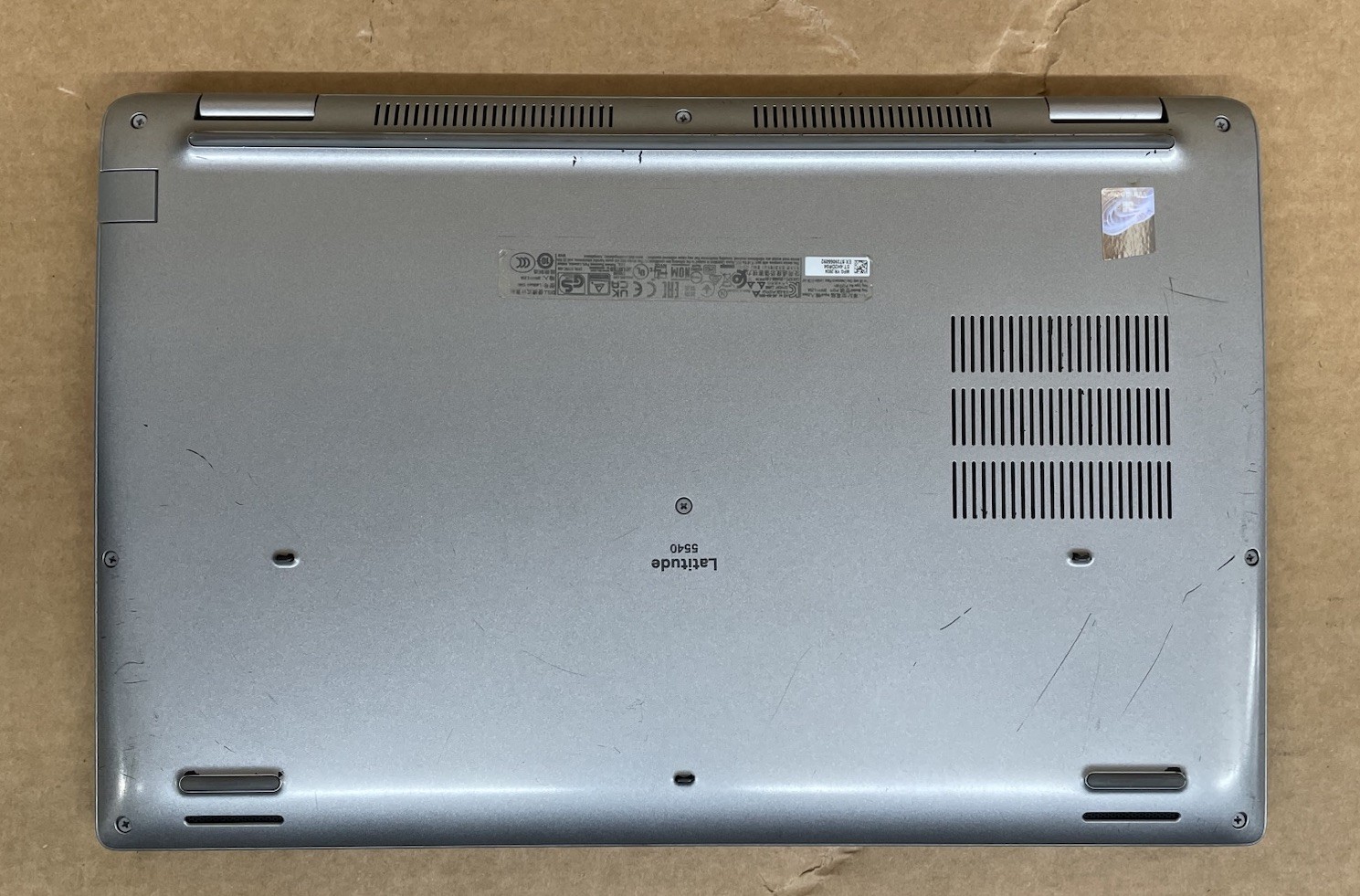Dell Latitude 5540 15.6″, Intel Core i7-1365U @1.8GHZ, 16GB, 256GB SSD, Win 11