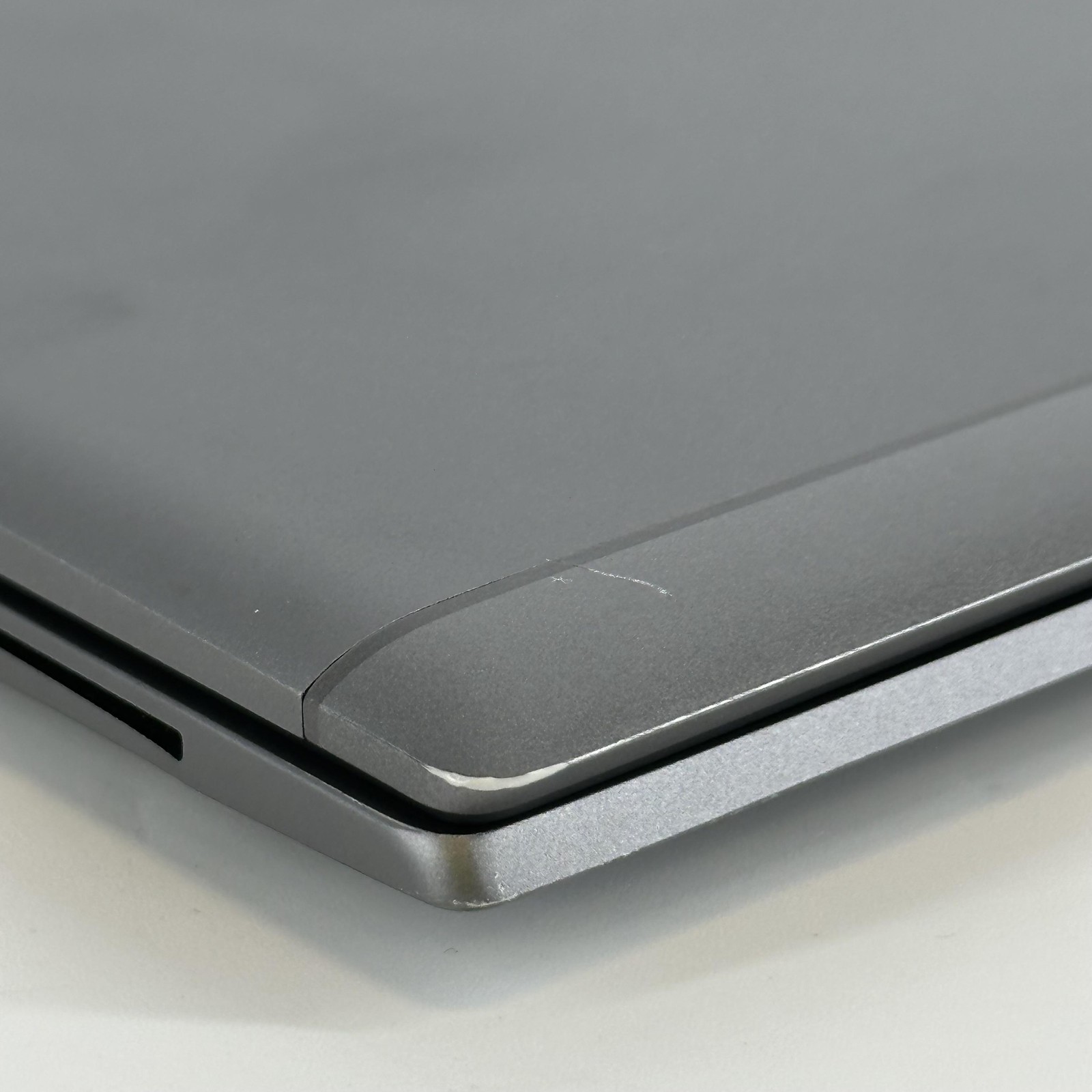 HP ZBook Firefly 14 G7 14 Gray FHD i5-10210U 1.60GHz 16GB RAM 256GB SSD Good