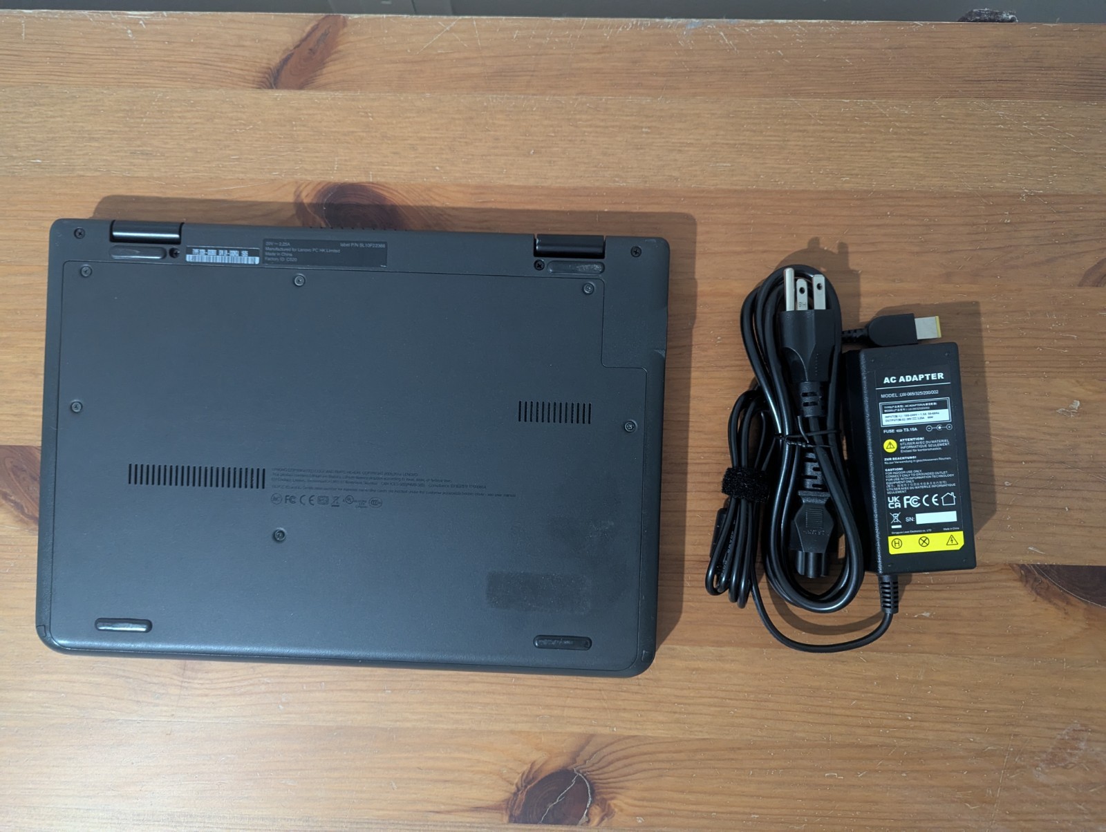 Lenovo Thinkpad Yoga 11e – Intel Celeron N2940 – 8GB RAM – 960GB SSD