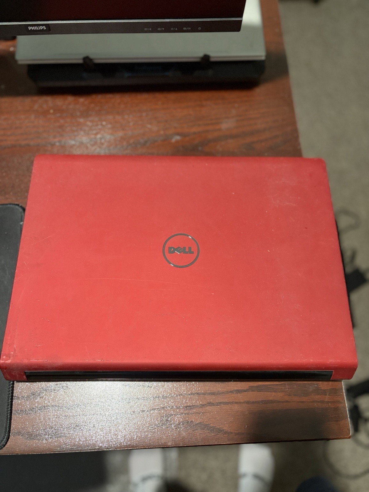 Dell Studio 1735 17″ Laptop Core 2 Duo 2.00GHz 3GB 320GB HDD Red AC